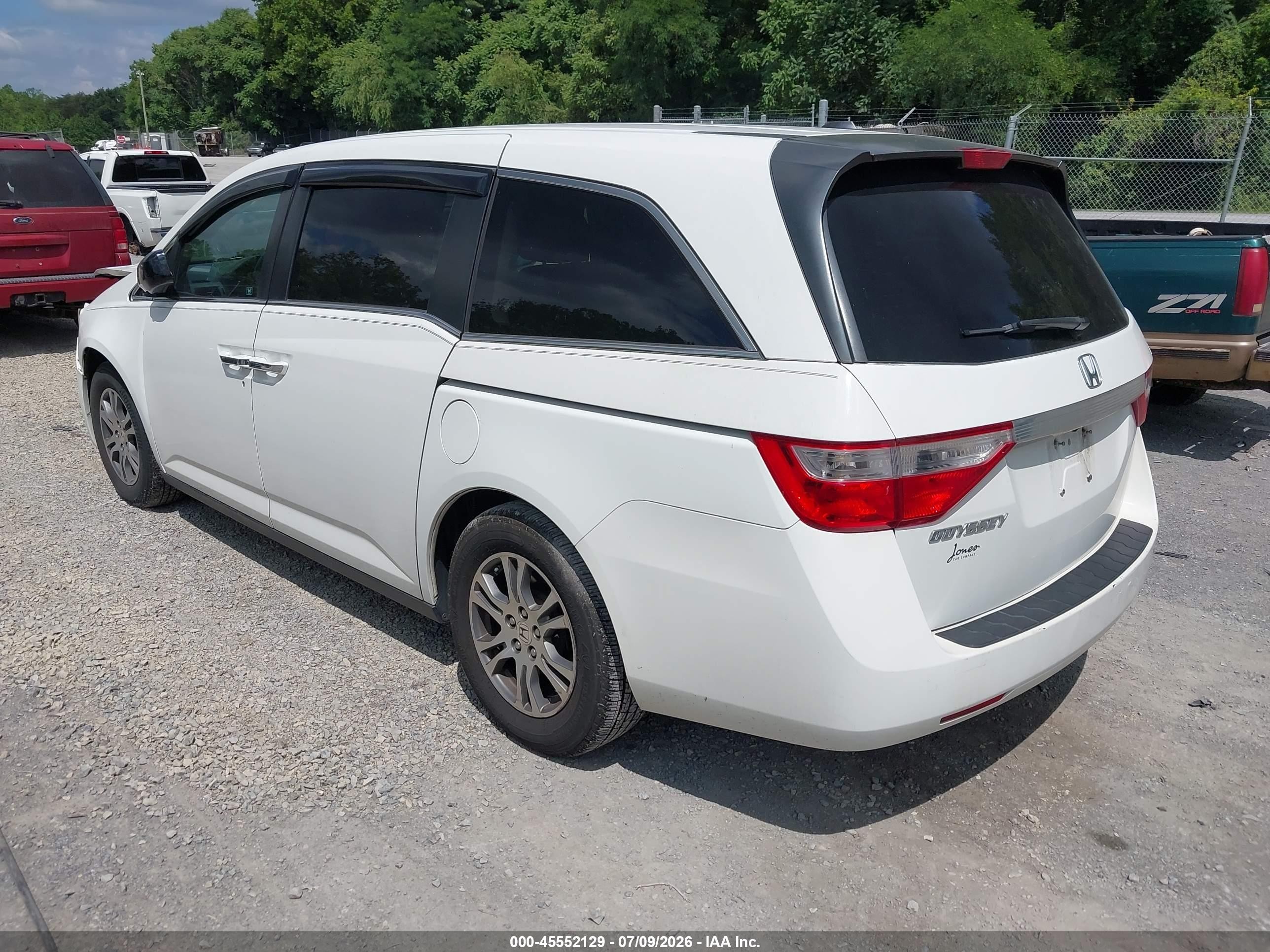 2011 Honda Odyssey Ex-l White vin: 5FNRL5H64BB103124