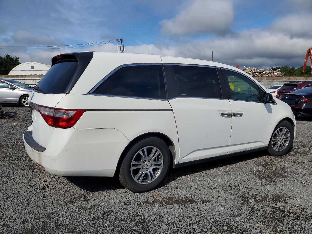 2012 Honda Odyssey Exl White vin: 5FNRL5H64CB001775