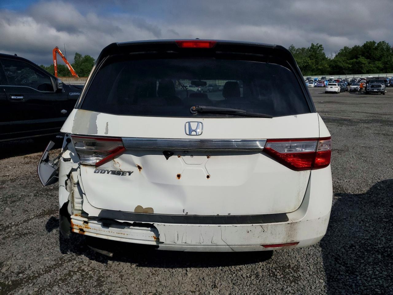 2012 Honda Odyssey Exl White vin: 5FNRL5H64CB001775