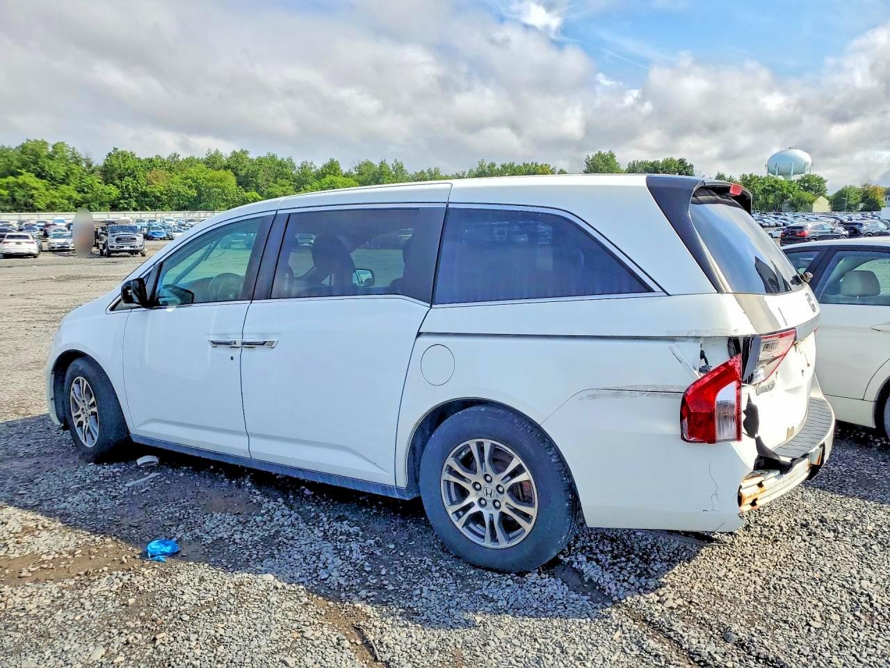 2012 Honda Odyssey Exl White vin: 5FNRL5H64CB001775