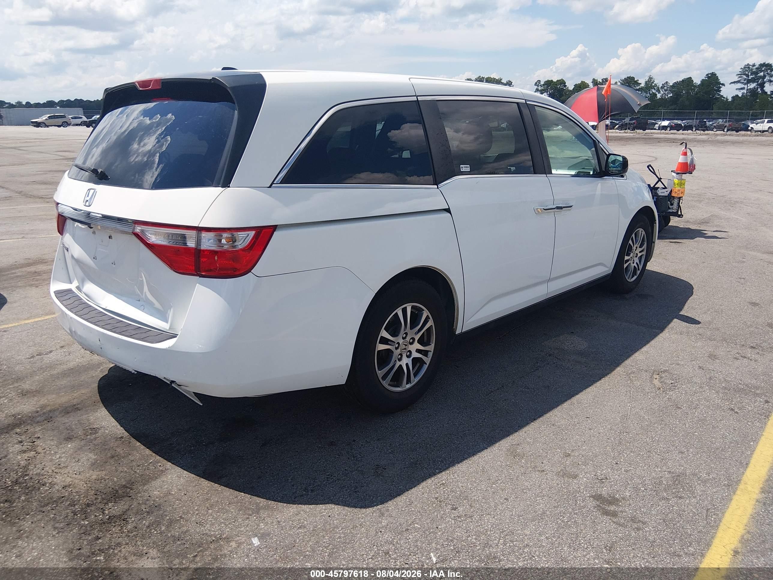 2012 Honda Odyssey Ex-l White vin: 5FNRL5H64CB029964