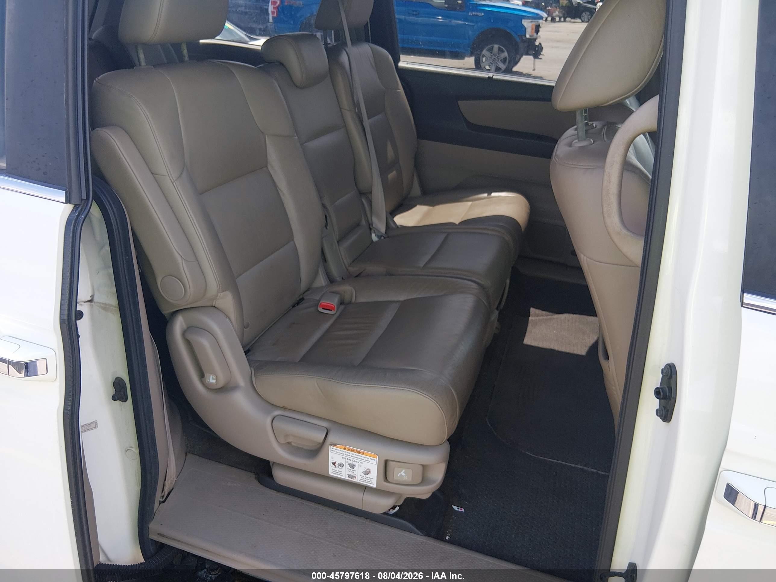 2012 Honda Odyssey Ex-l White vin: 5FNRL5H64CB029964