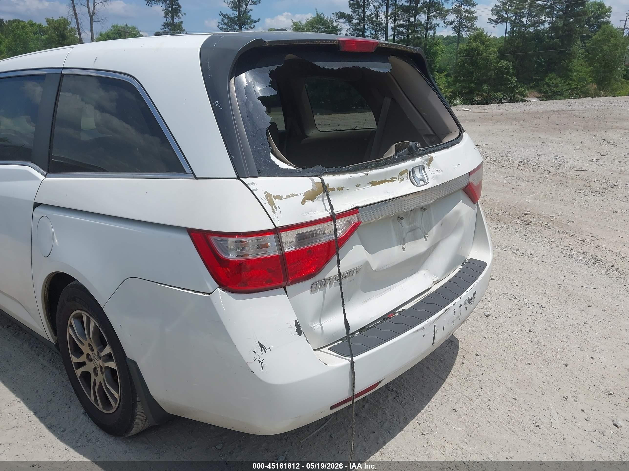 2012 Honda Odyssey Ex-l White vin: 5FNRL5H64CB047171