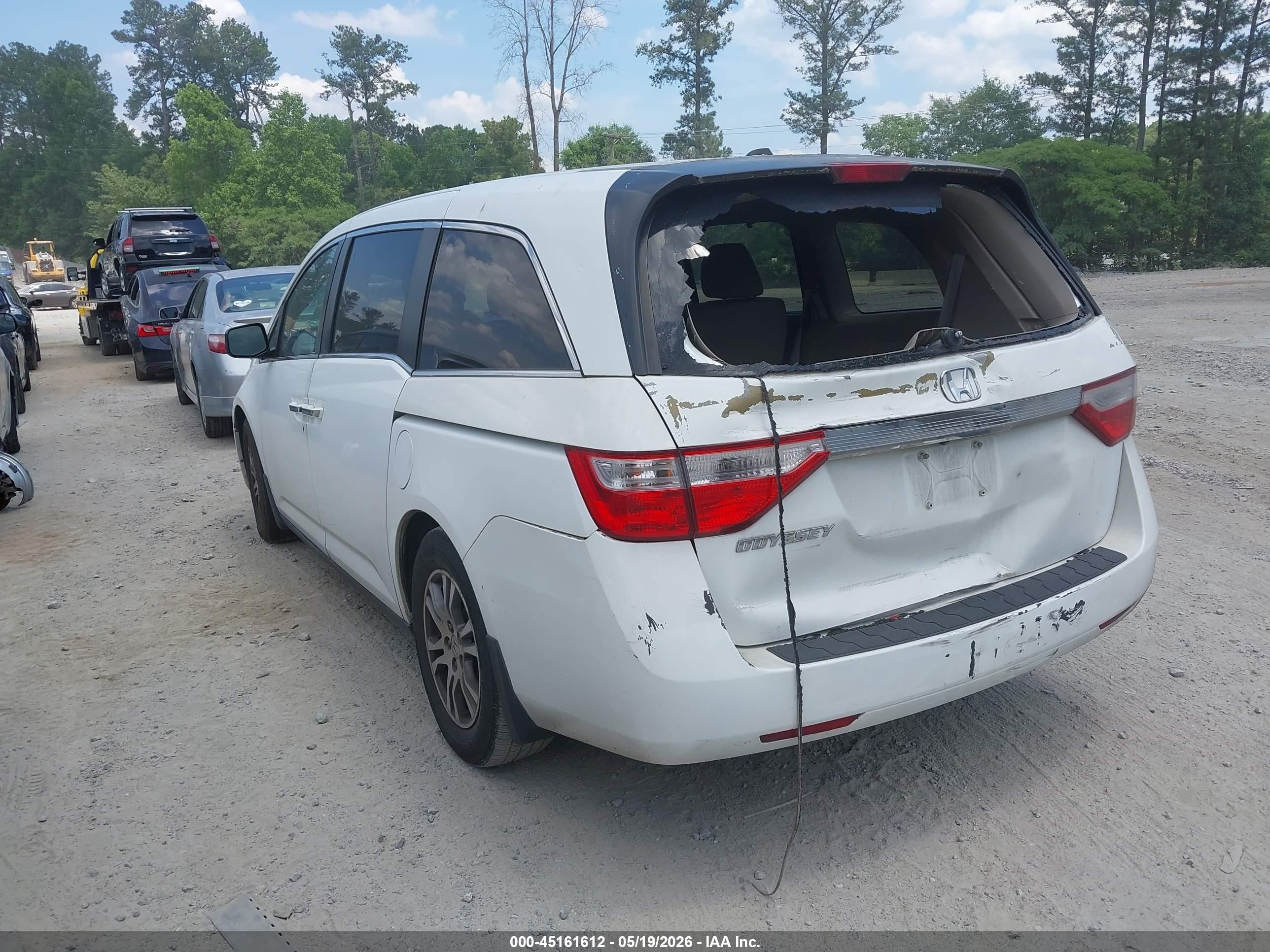 2012 Honda Odyssey Ex-l White vin: 5FNRL5H64CB047171