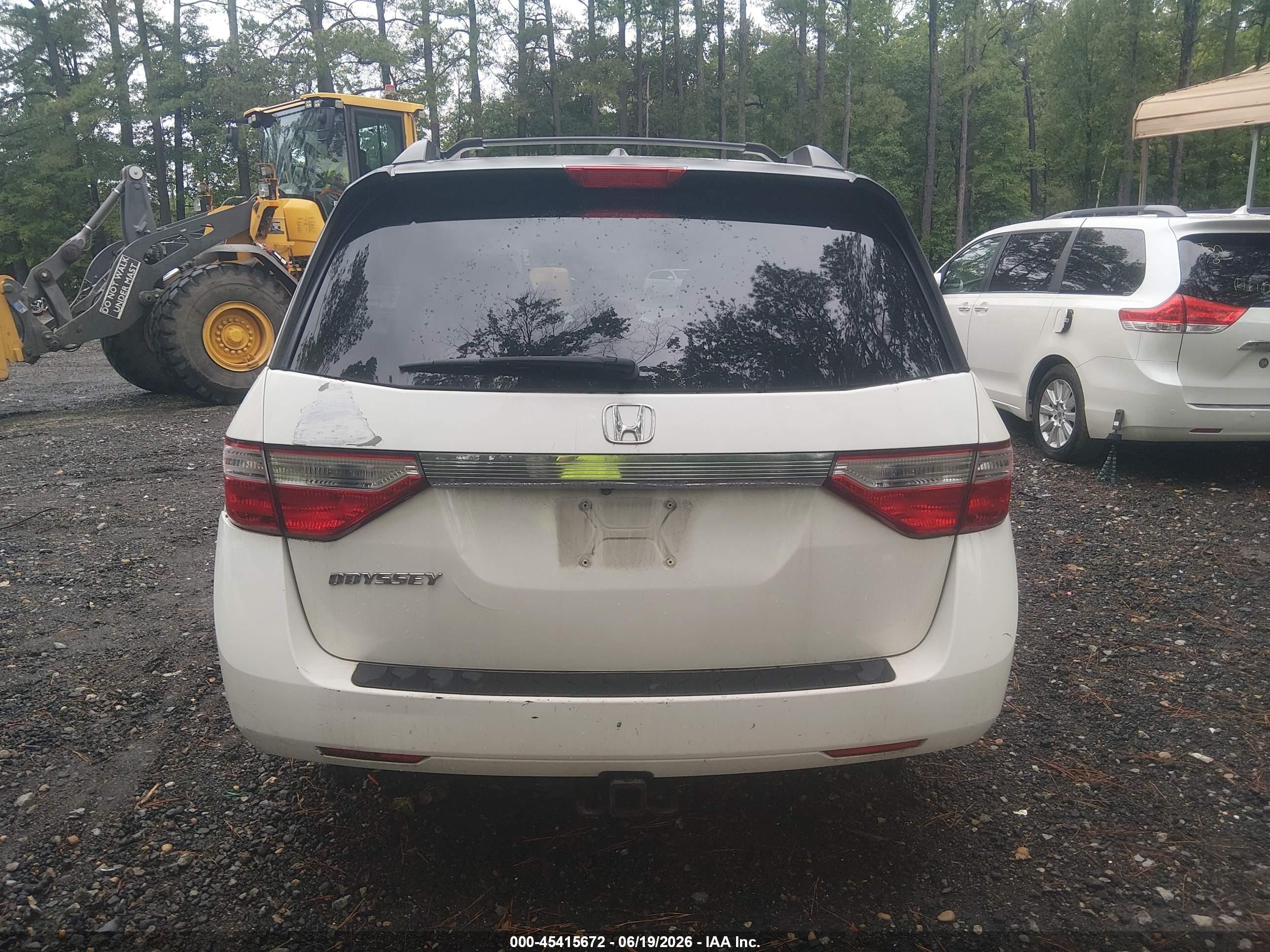 2012 Honda Odyssey Ex-l White vin: 5FNRL5H64CB049826
