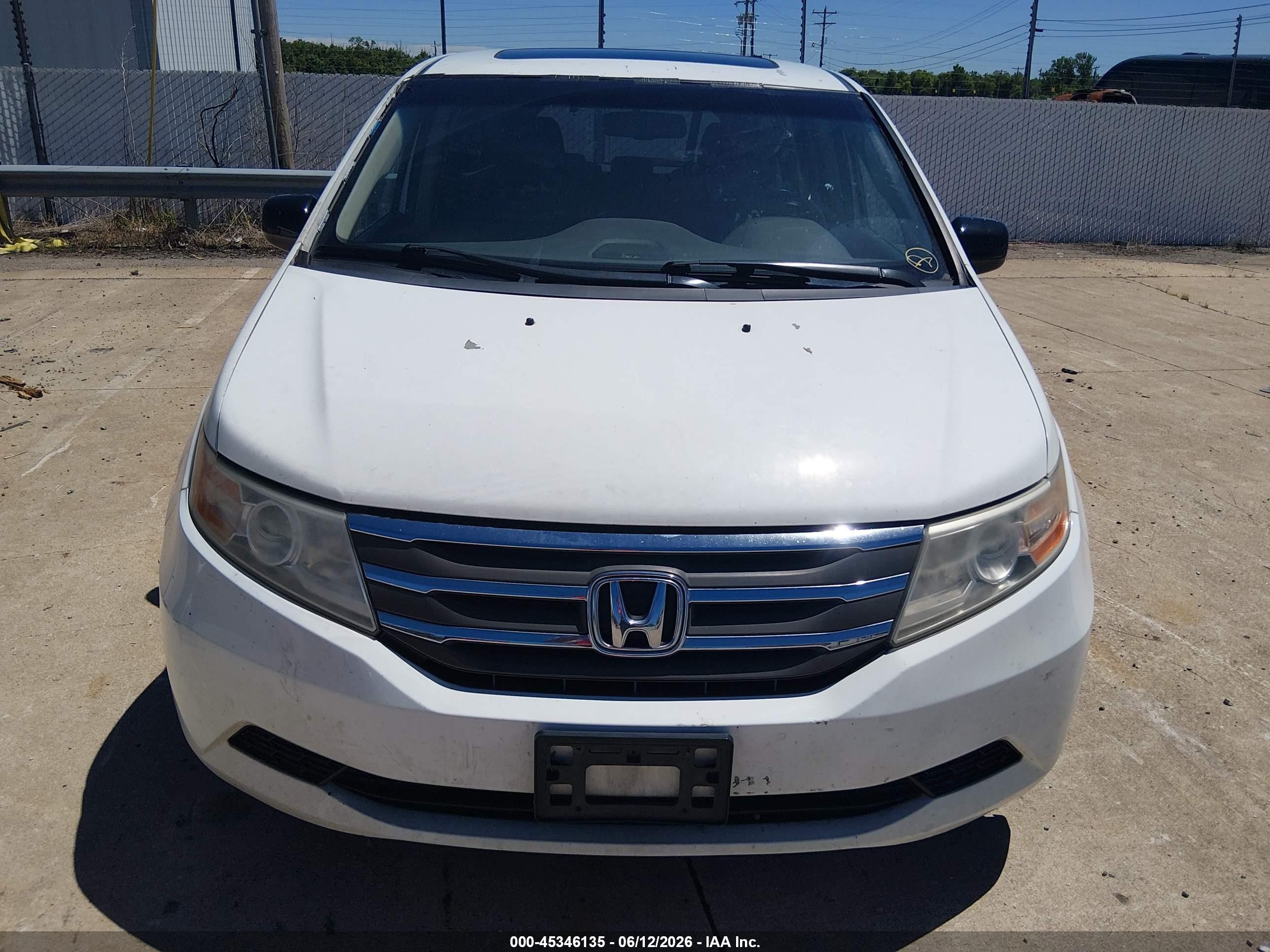 2012 Honda Odyssey Ex-l White vin: 5FNRL5H64CB058008
