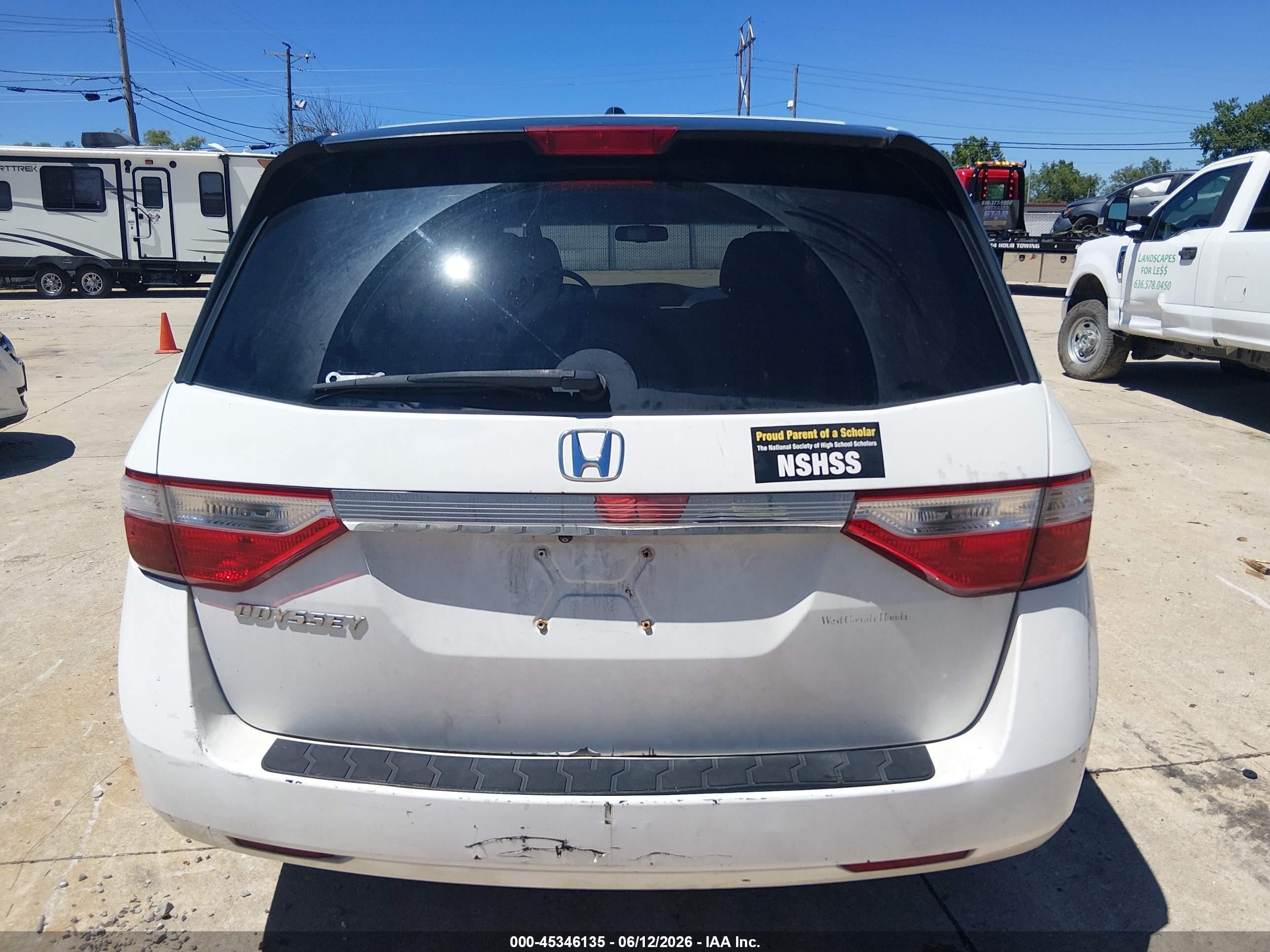2012 Honda Odyssey Ex-l White vin: 5FNRL5H64CB058008
