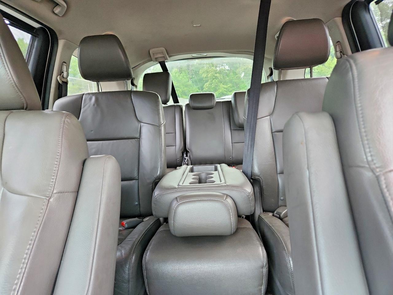 2012 Honda Odyssey Exl White vin: 5FNRL5H64CB077514