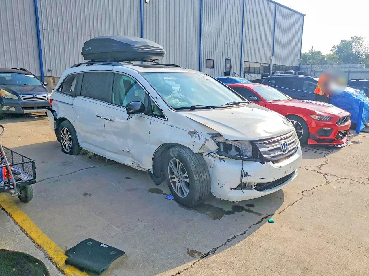 2012 Honda Odyssey Exl White vin: 5FNRL5H64CB078808