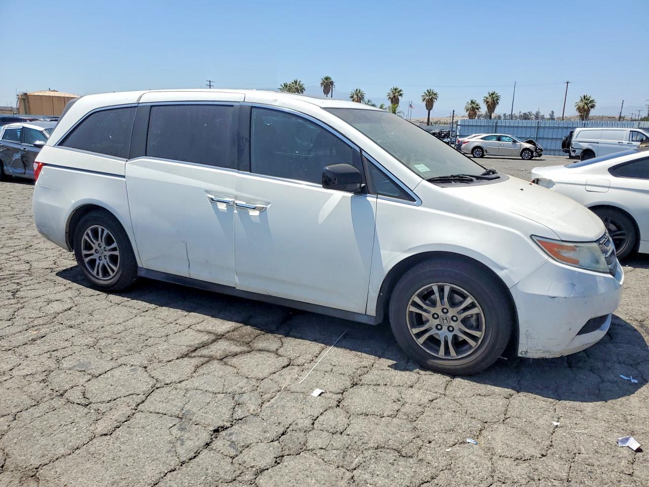 2012 Honda Odyssey Exl White vin: 5FNRL5H64CB083720