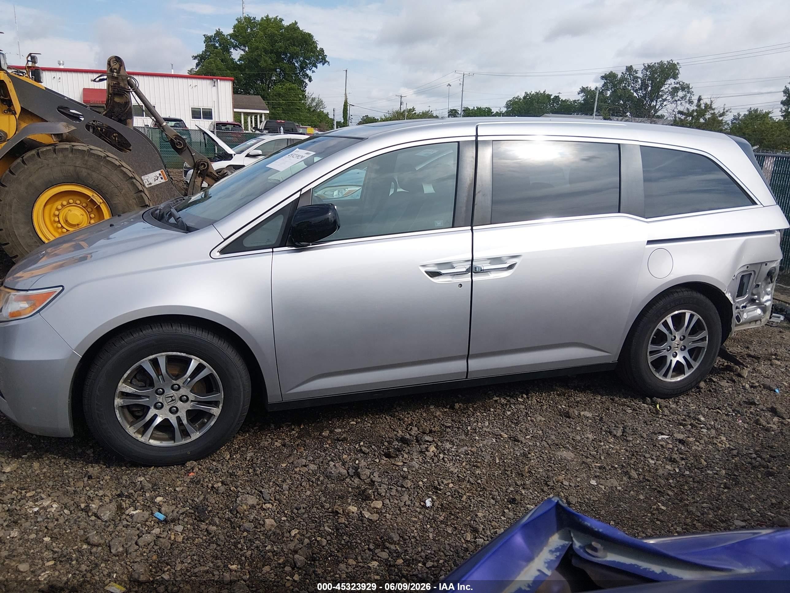 2012 Honda Odyssey Ex-l Silver vin: 5FNRL5H64CB093101