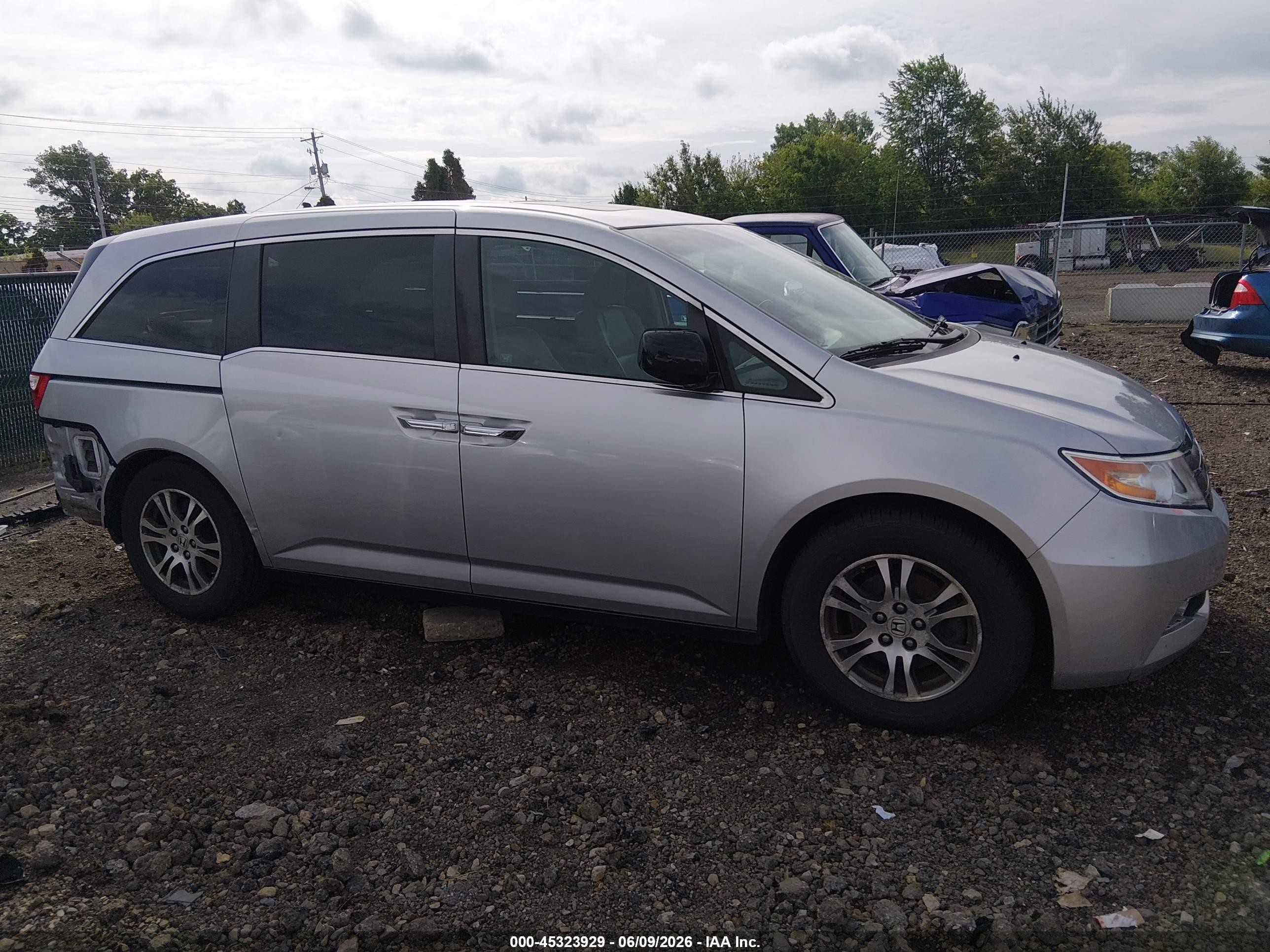 2012 Honda Odyssey Ex-l Silver vin: 5FNRL5H64CB093101