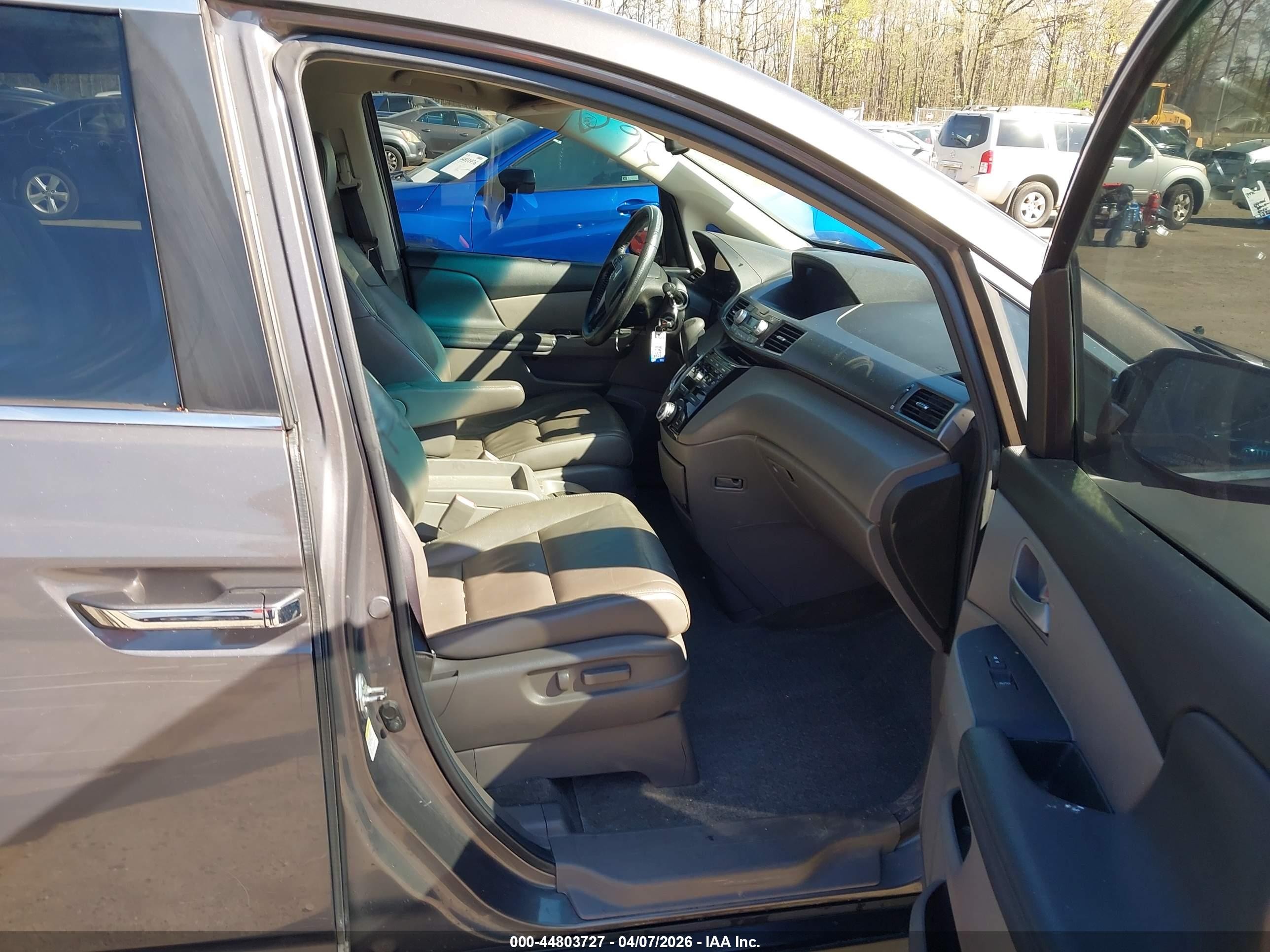 2012 Honda Odyssey Ex-l Gray vin: 5FNRL5H64CB104677
