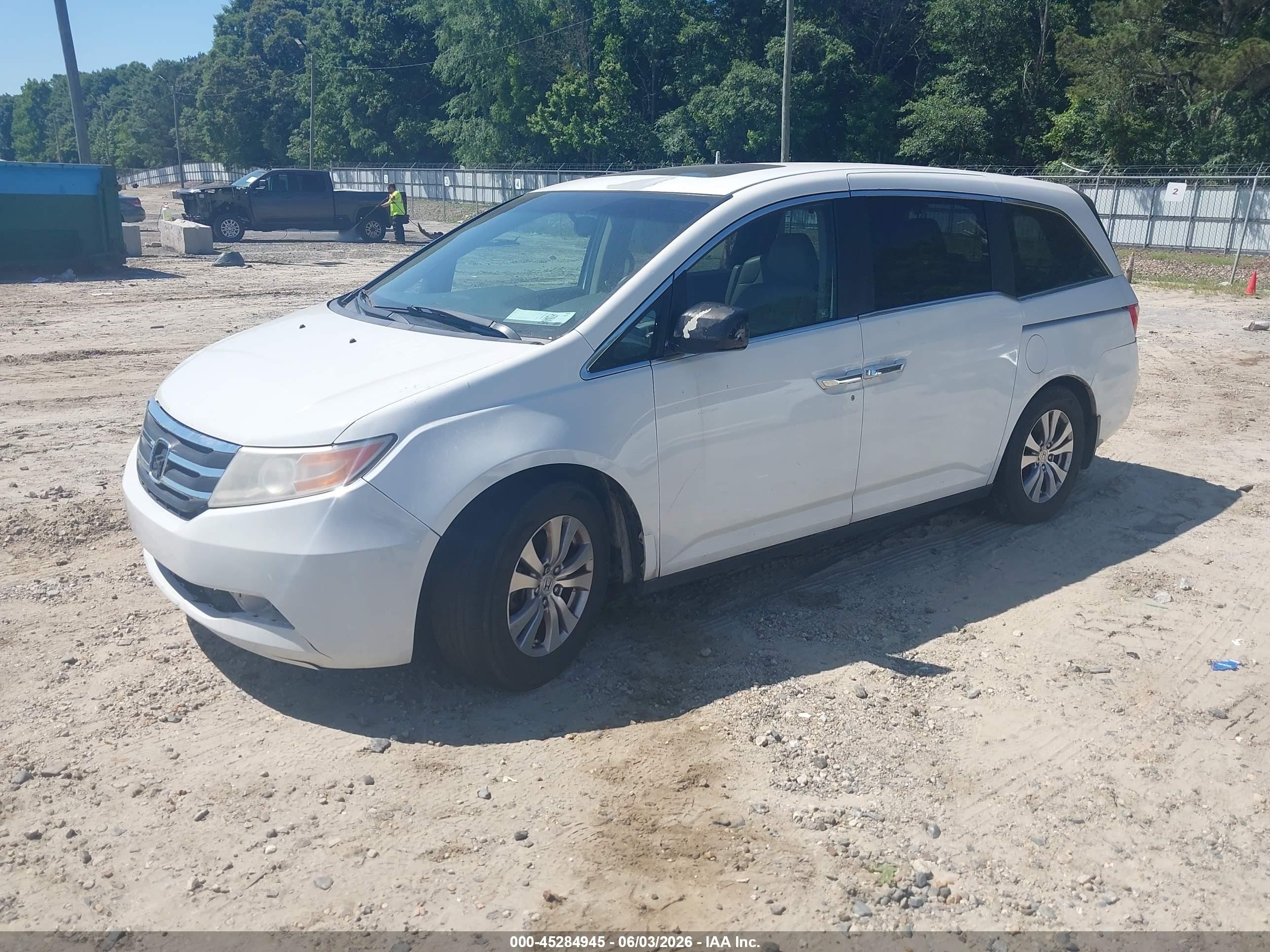2012 Honda Odyssey Ex-l White vin: 5FNRL5H64CB115033