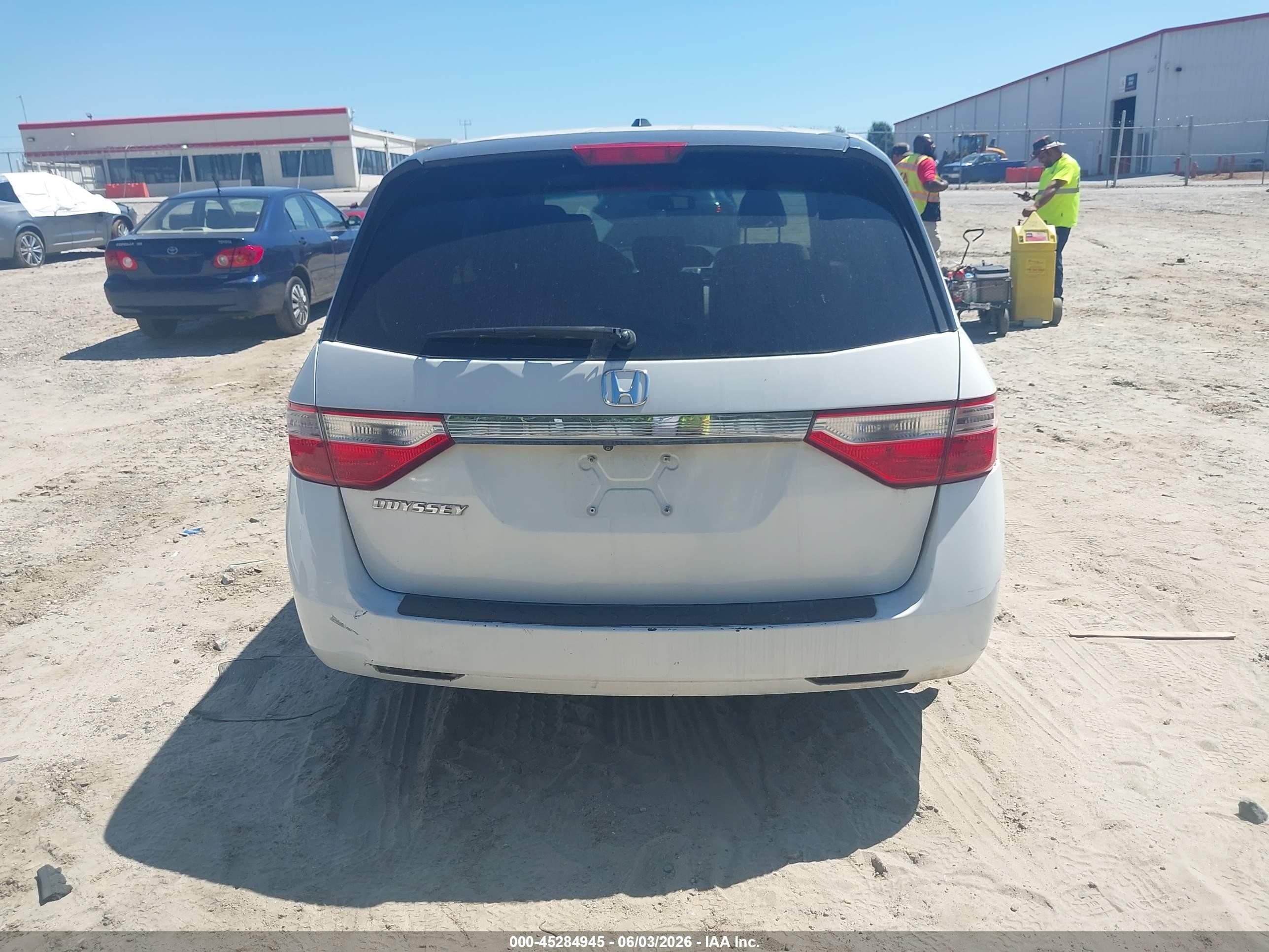 2012 Honda Odyssey Ex-l White vin: 5FNRL5H64CB115033