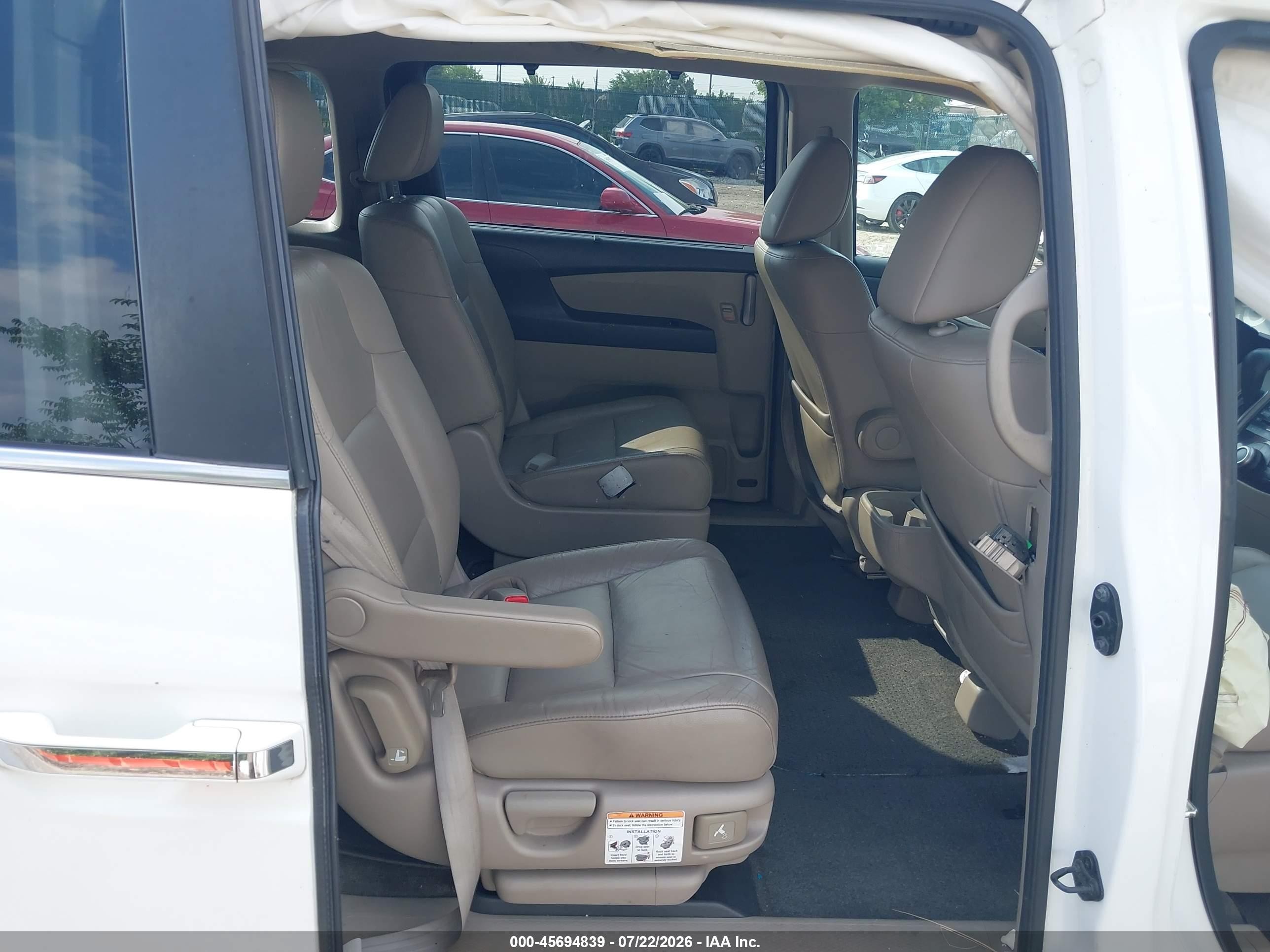 2012 Honda Odyssey Ex-l White vin: 5FNRL5H64CB122211