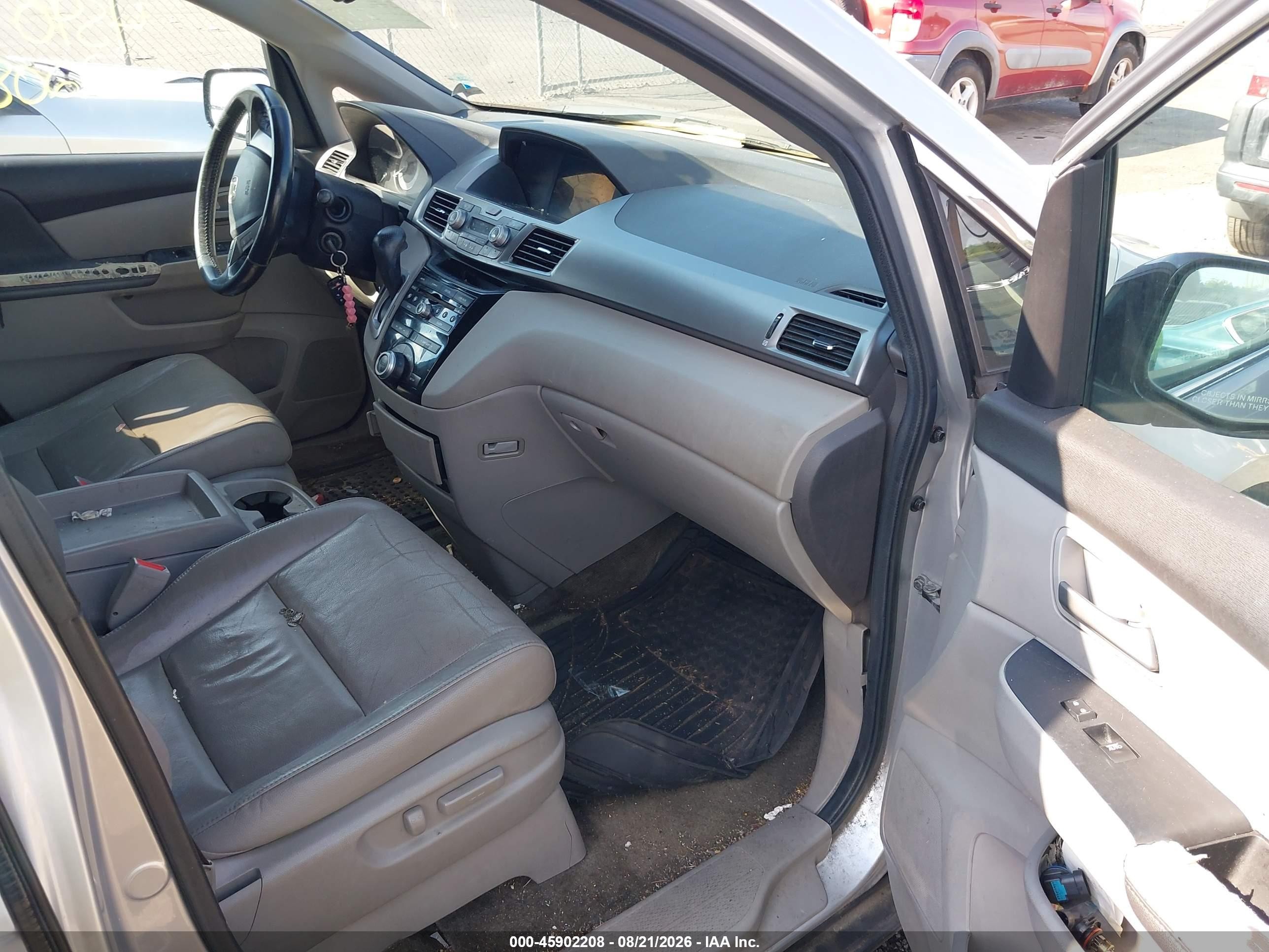 2013 Honda Odyssey Ex-l Silver vin: 5FNRL5H64DB002202