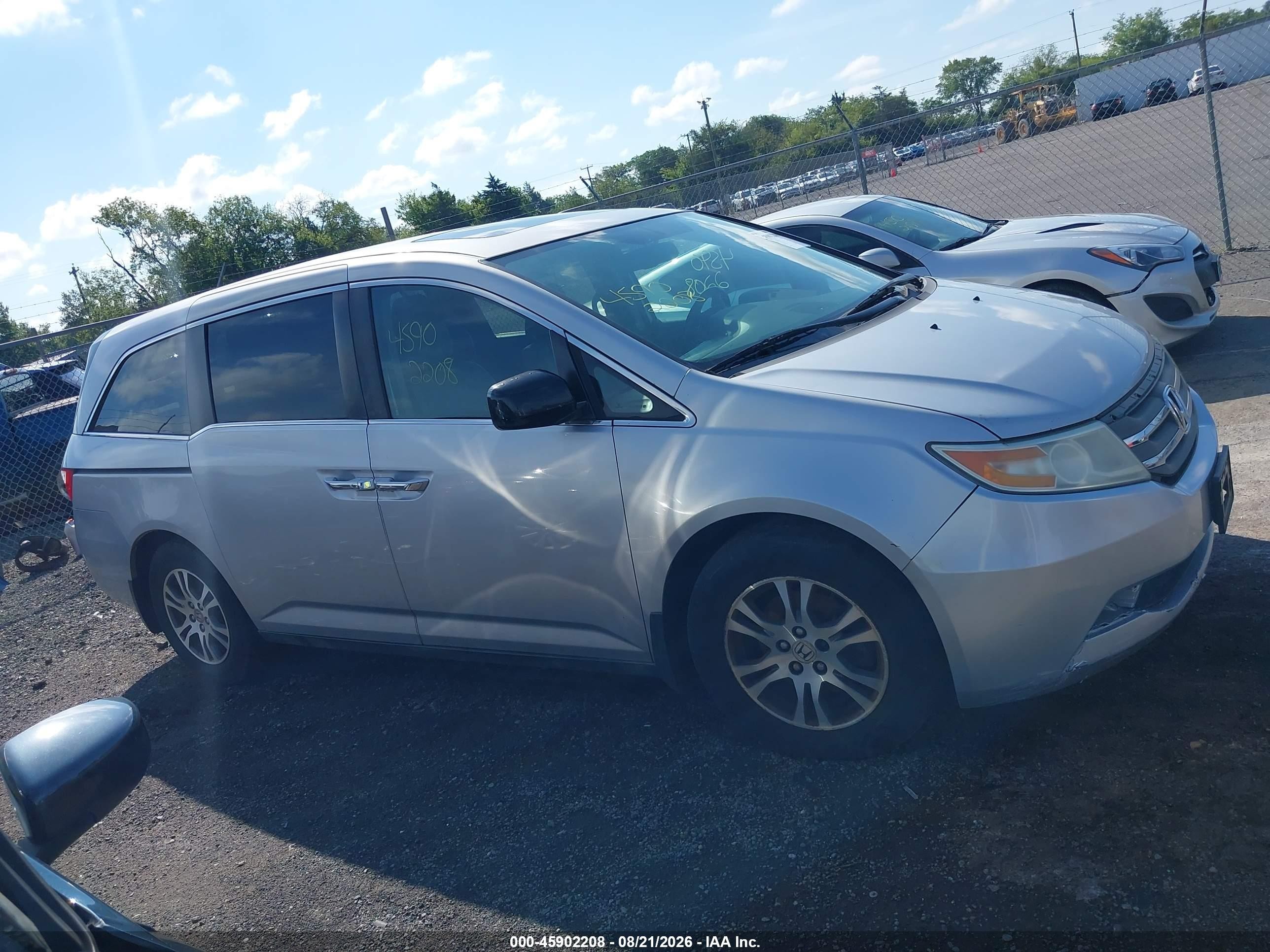 2013 Honda Odyssey Ex-l Silver vin: 5FNRL5H64DB002202