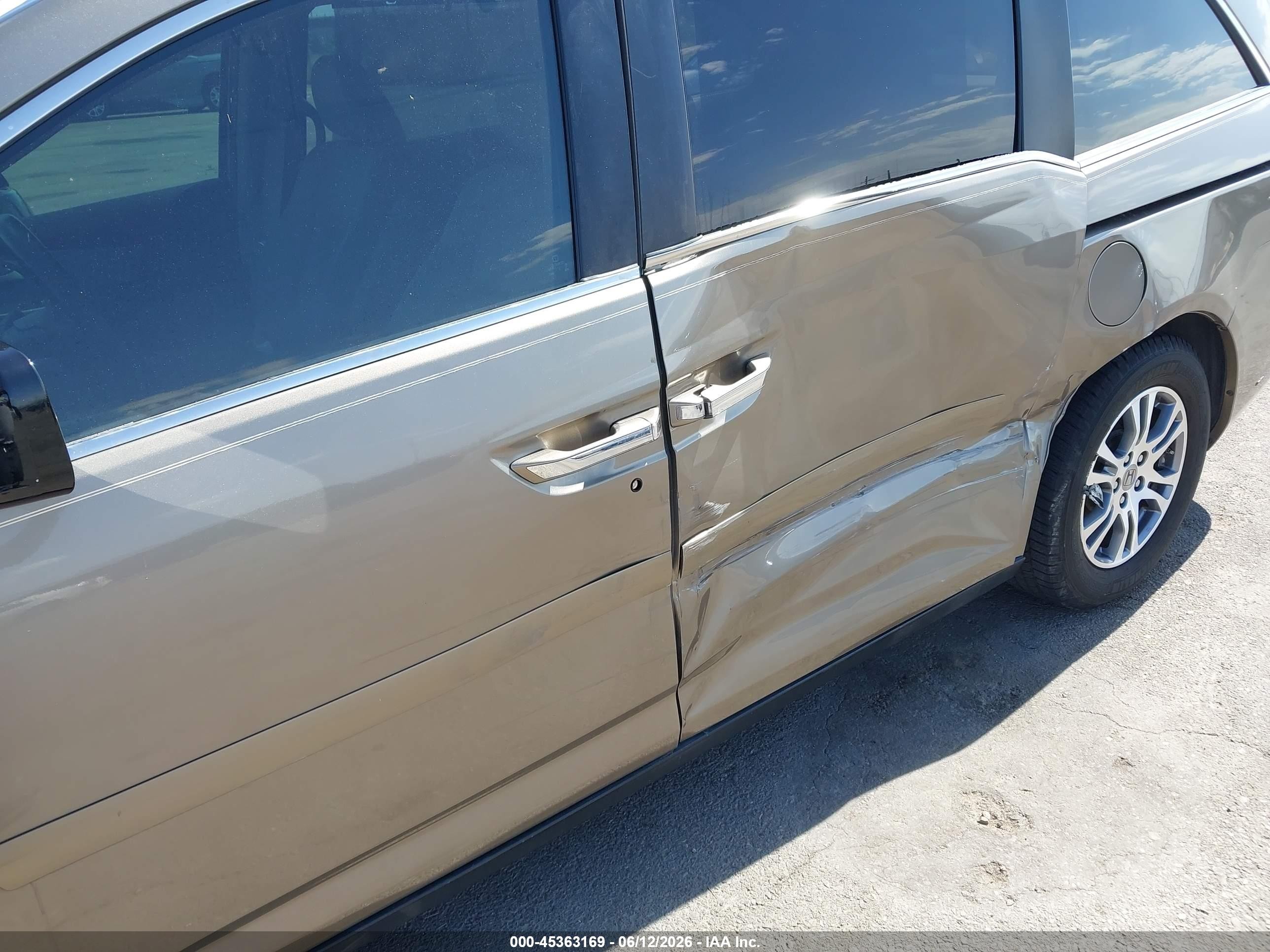2013 Honda Odyssey Ex-l Gold vin: 5FNRL5H64DB005116