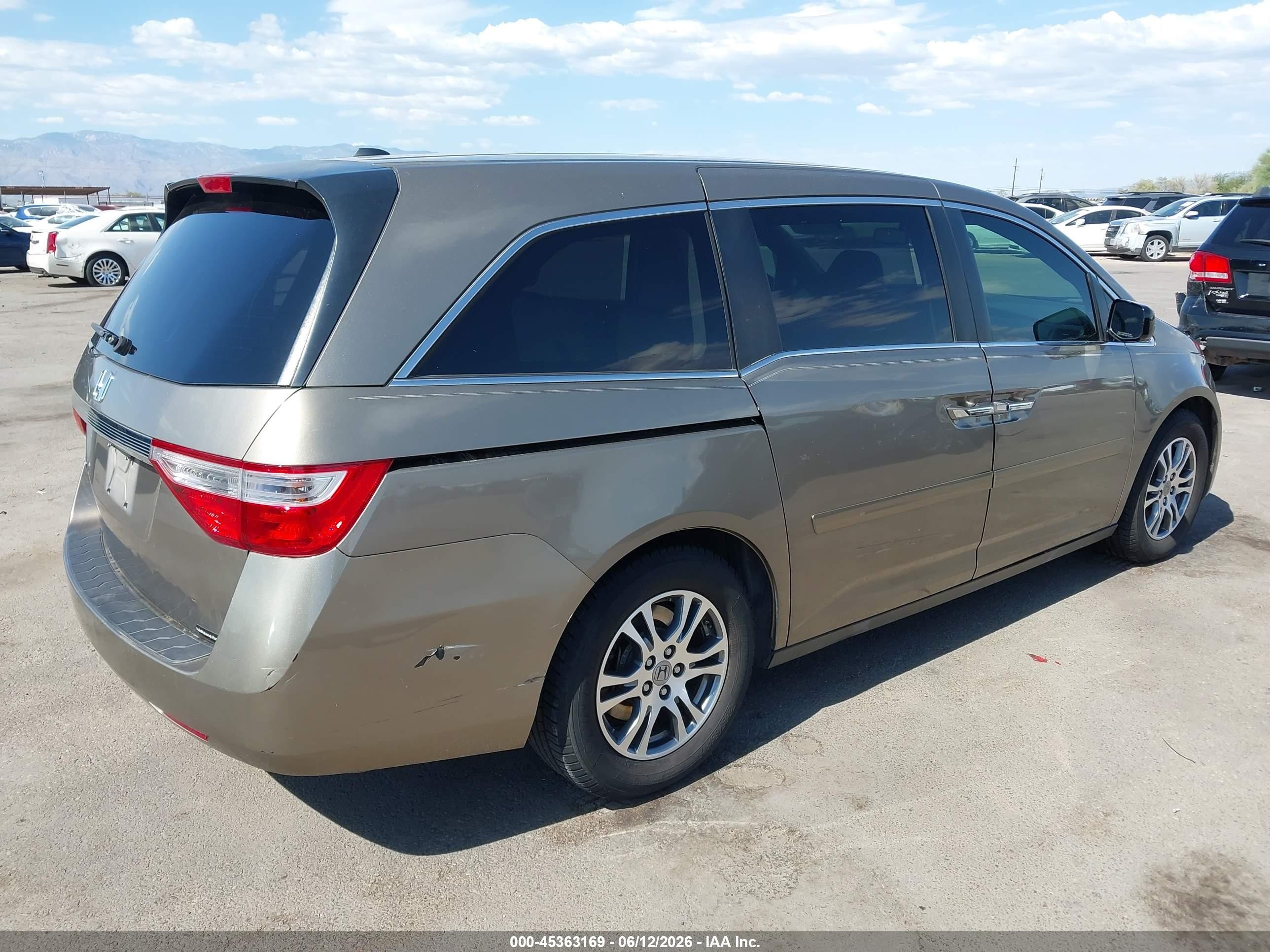 2013 Honda Odyssey Ex-l Gold vin: 5FNRL5H64DB005116