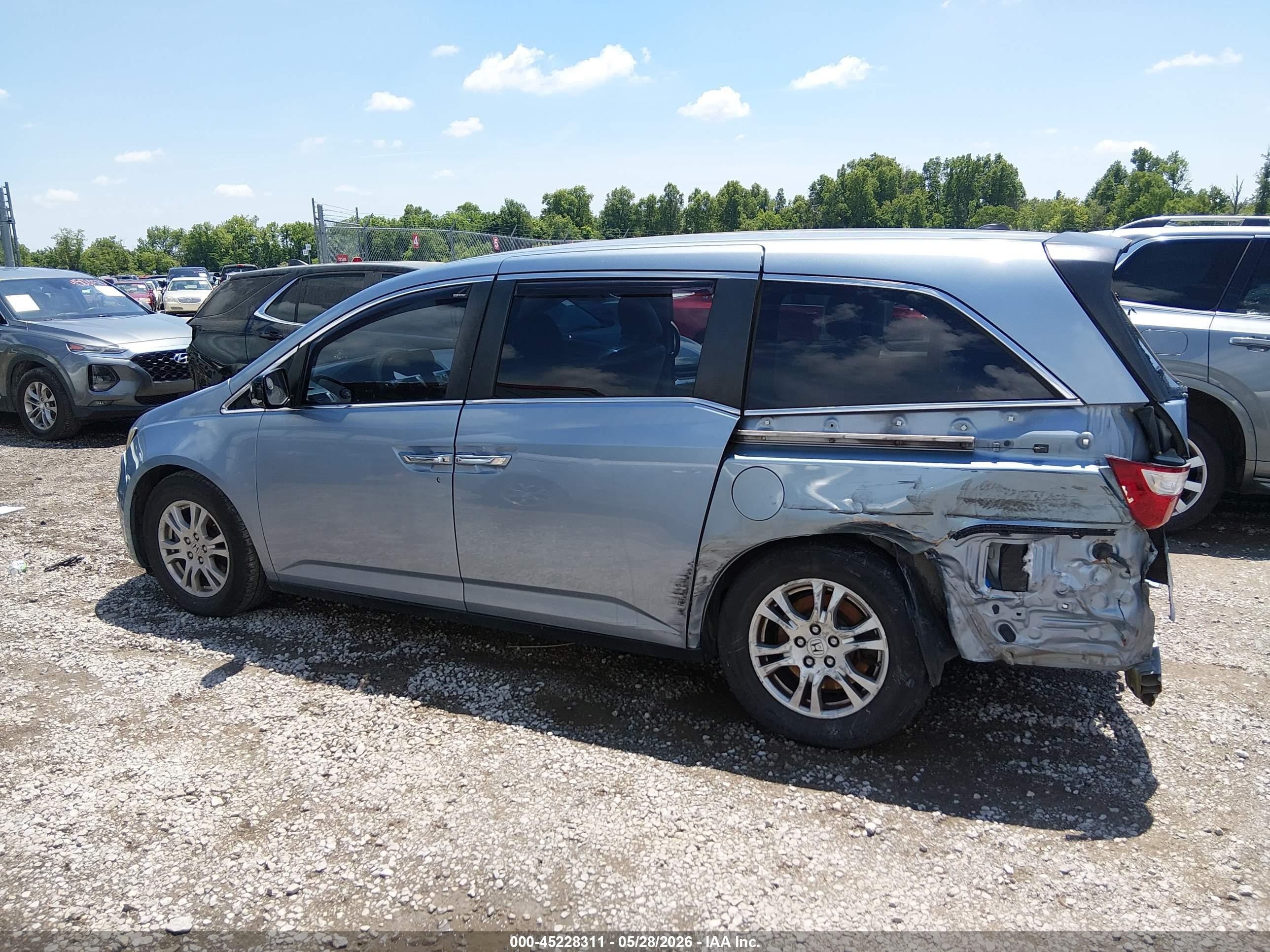 2013 Honda Odyssey Ex-l Blue vin: 5FNRL5H64DB012101