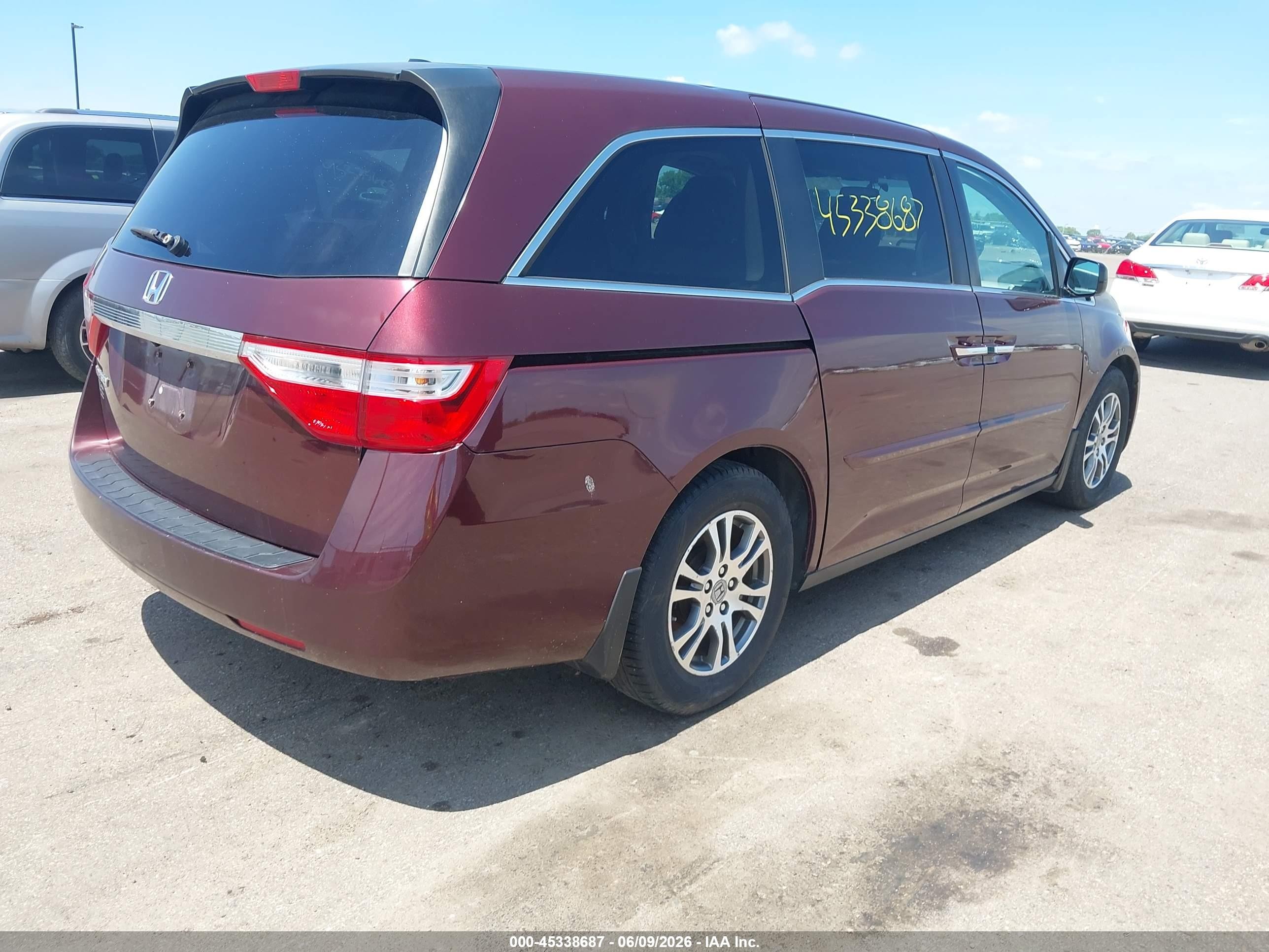 2013 Honda Odyssey Ex-l Бордовый vin: 5FNRL5H64DB033286