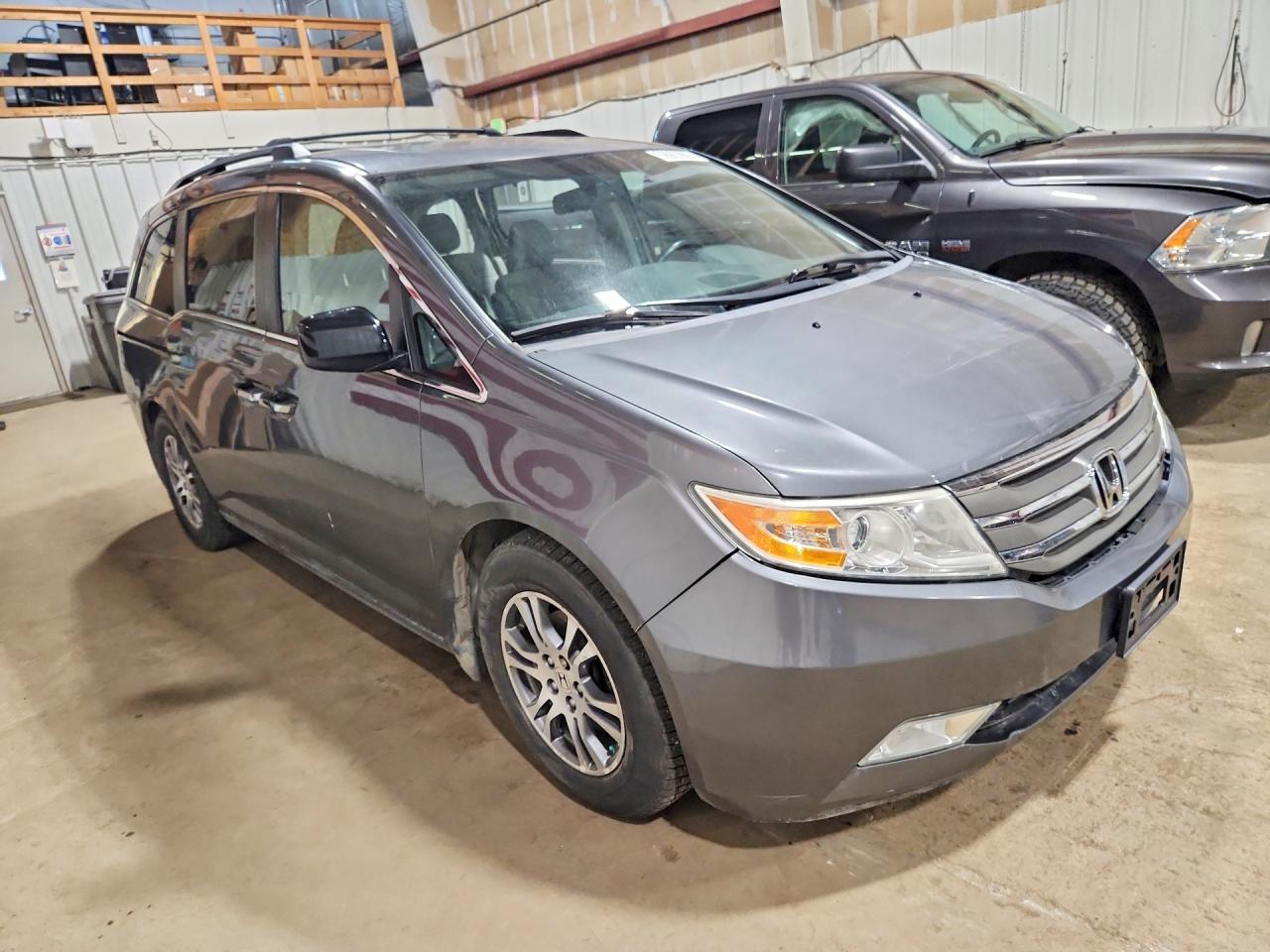 2013 Honda Odyssey Exl Gray vin: 5FNRL5H64DB034020