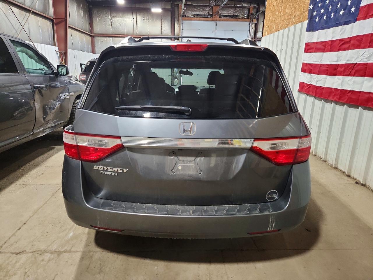 2013 Honda Odyssey Exl Gray vin: 5FNRL5H64DB034020