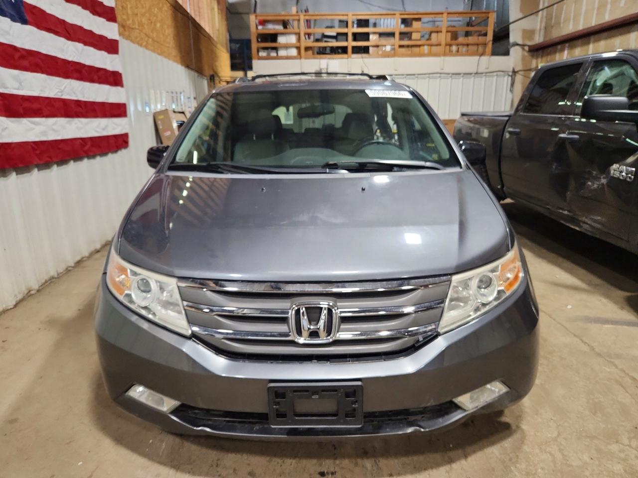 2013 Honda Odyssey Exl Gray vin: 5FNRL5H64DB034020
