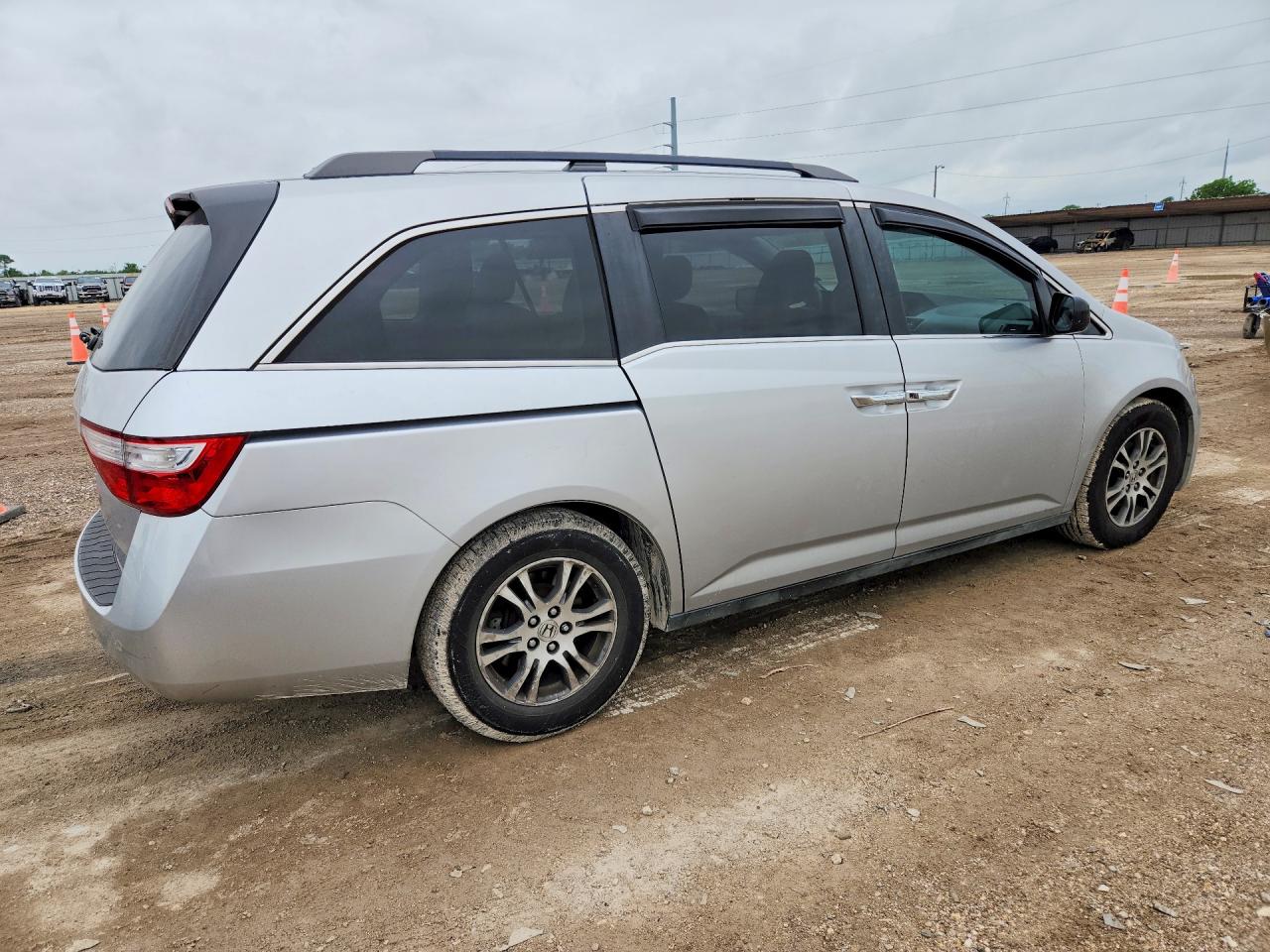 2013 Honda Odyssey Exl Silver vin: 5FNRL5H64DB039900