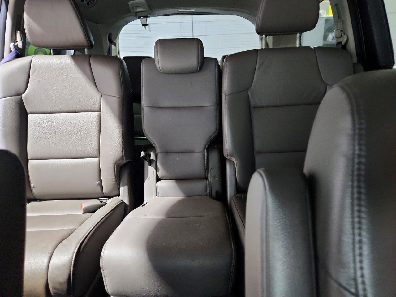 2013 Honda Odyssey Exl Silver vin: 5FNRL5H64DB085405