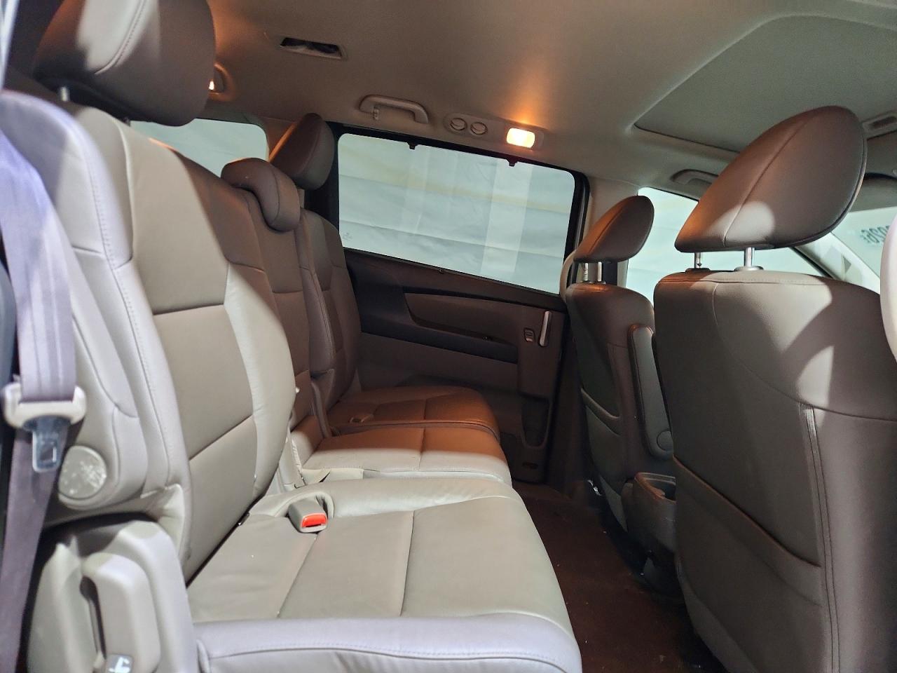2013 Honda Odyssey Exl Silver vin: 5FNRL5H64DB085405
