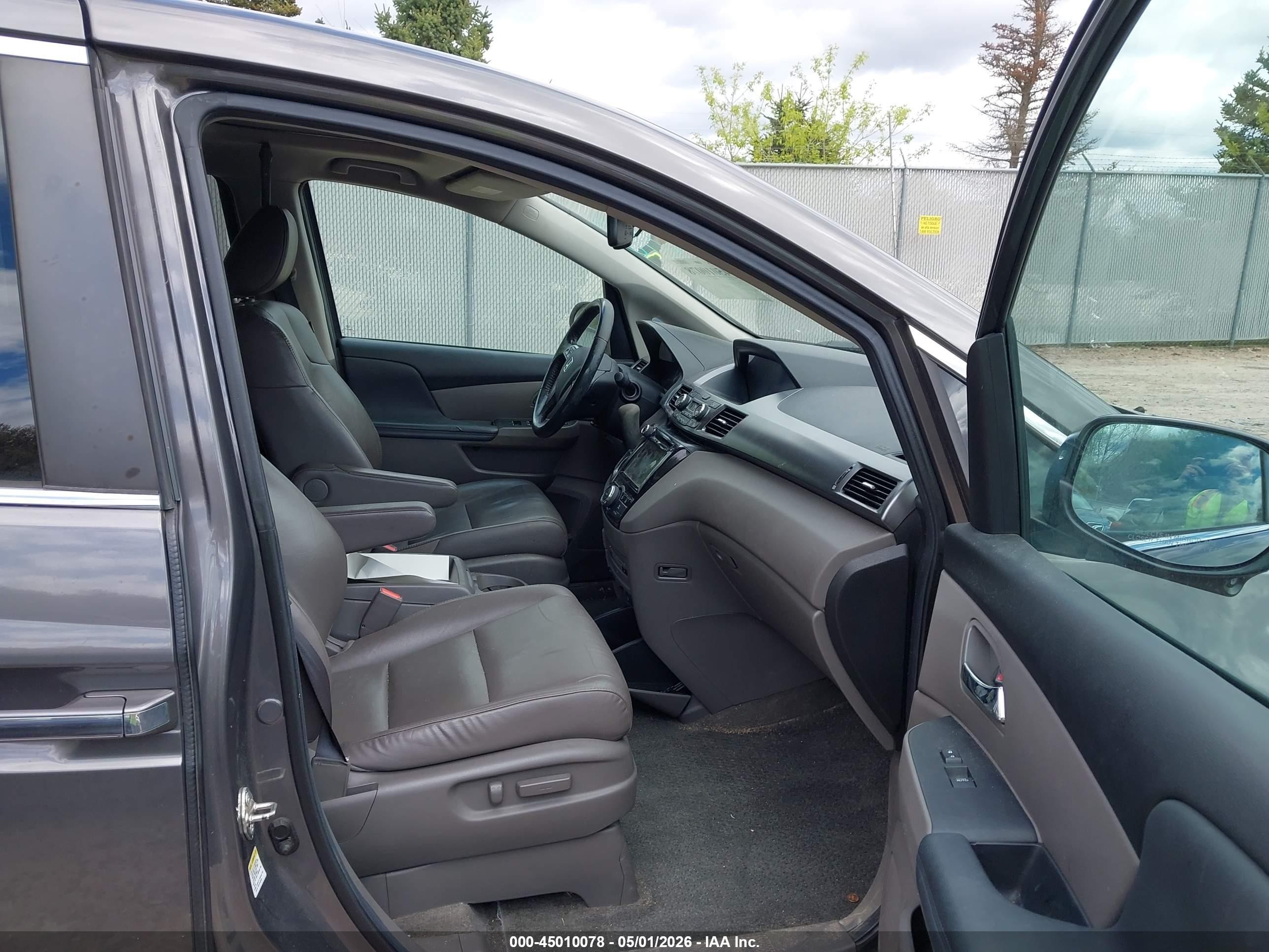 2014 Honda Odyssey Ex-l Gray vin: 5FNRL5H64EB017347