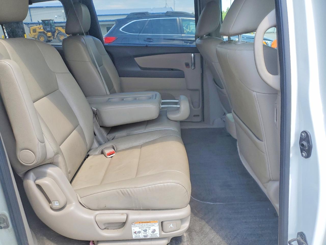 2014 Honda Odyssey Exl White vin: 5FNRL5H64EB045181