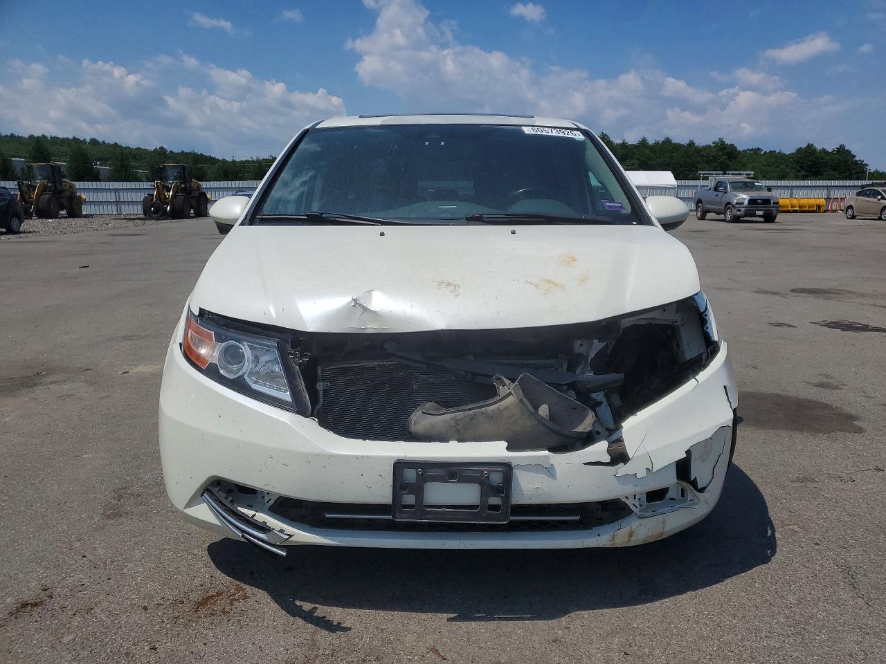 2014 Honda Odyssey Exl White vin: 5FNRL5H64EB045181