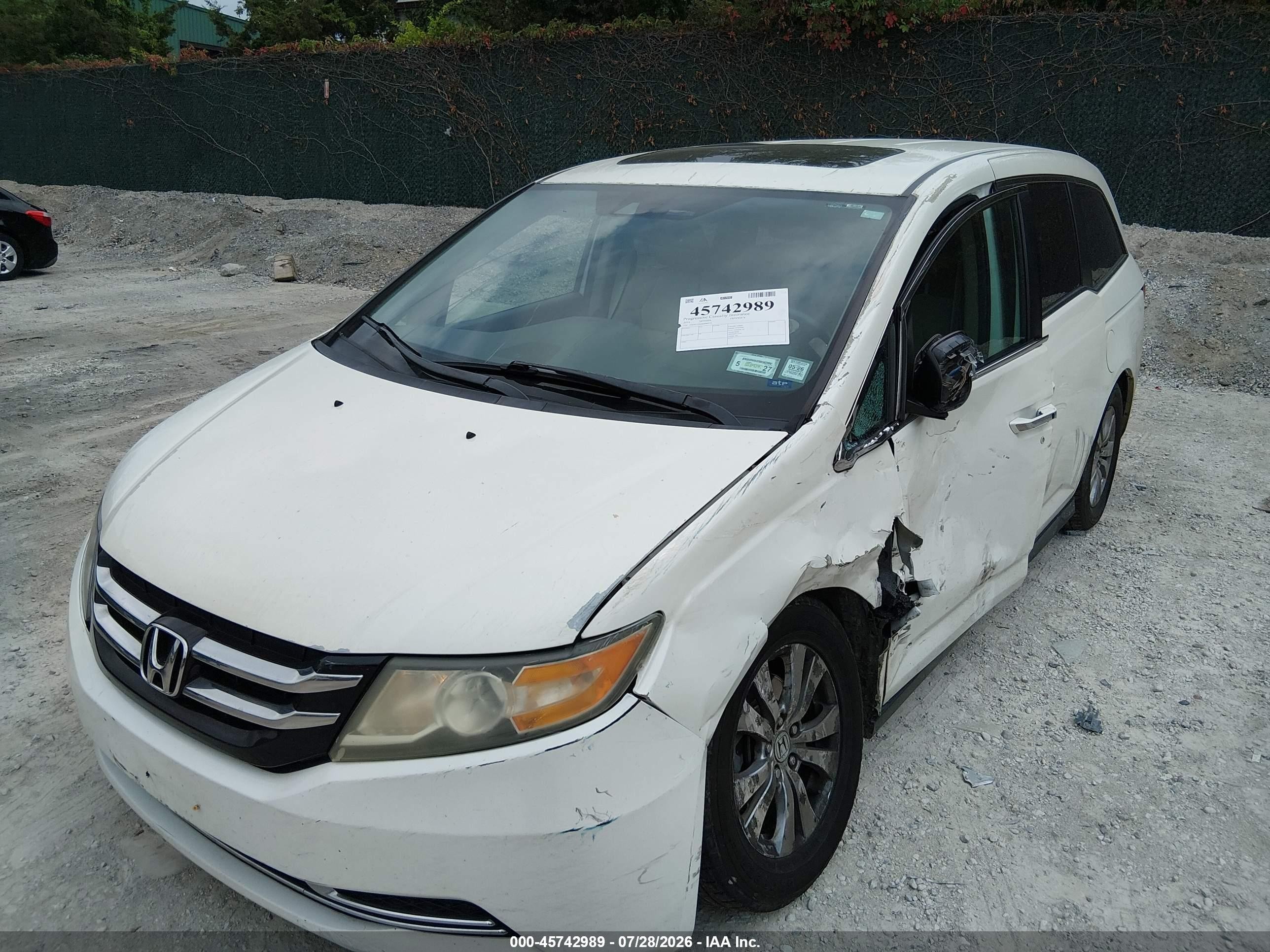 2014 Honda Odyssey Ex-l White vin: 5FNRL5H64EB069271
