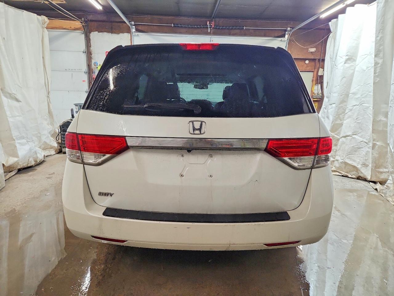 2014 Honda Odyssey Exl White vin: 5FNRL5H64EB071702