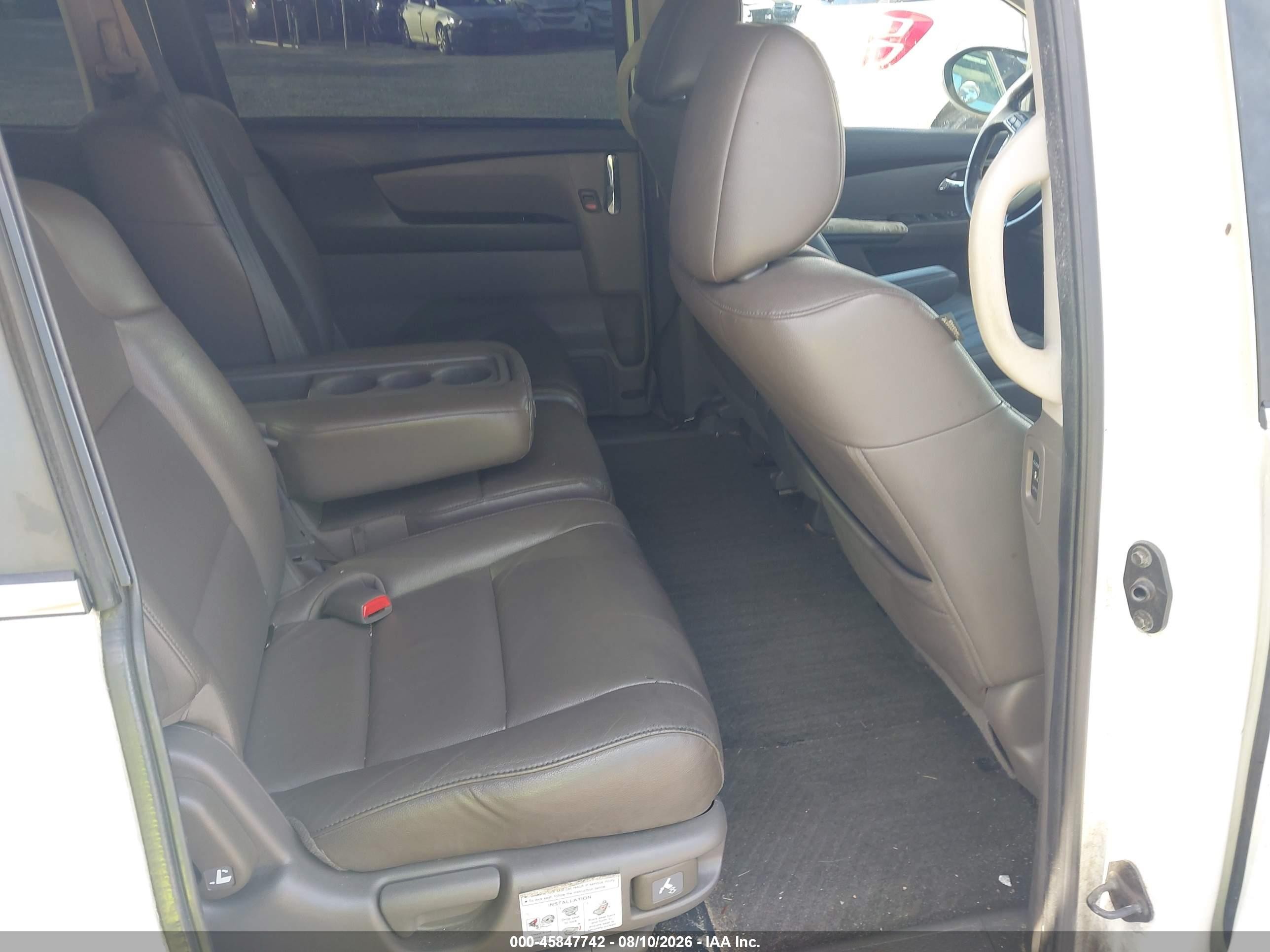 2014 Honda Odyssey Ex-l White vin: 5FNRL5H64EB079122