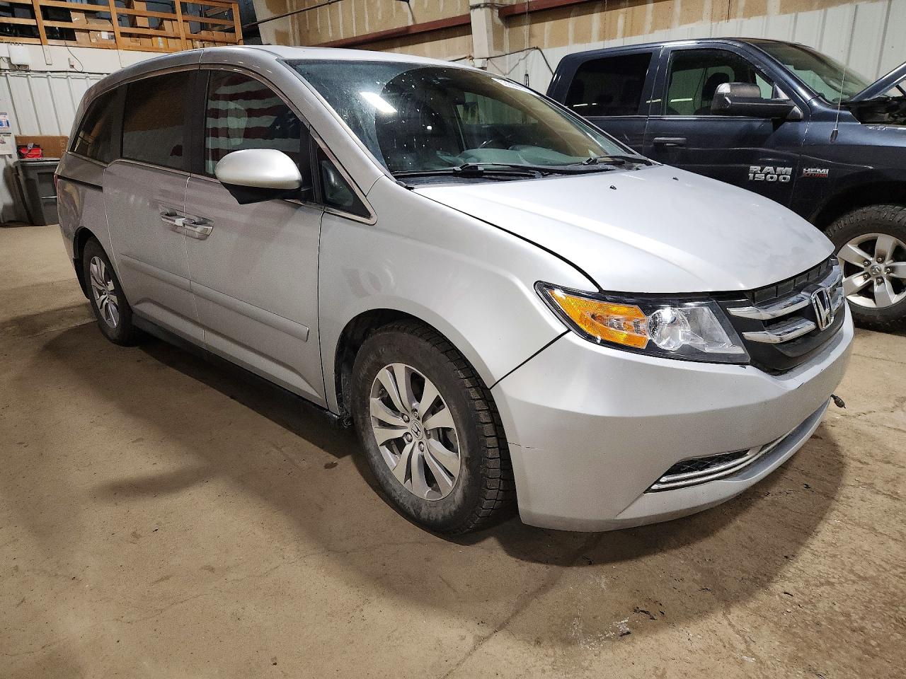 2014 Honda Odyssey Exl Silver vin: 5FNRL5H64EB080237