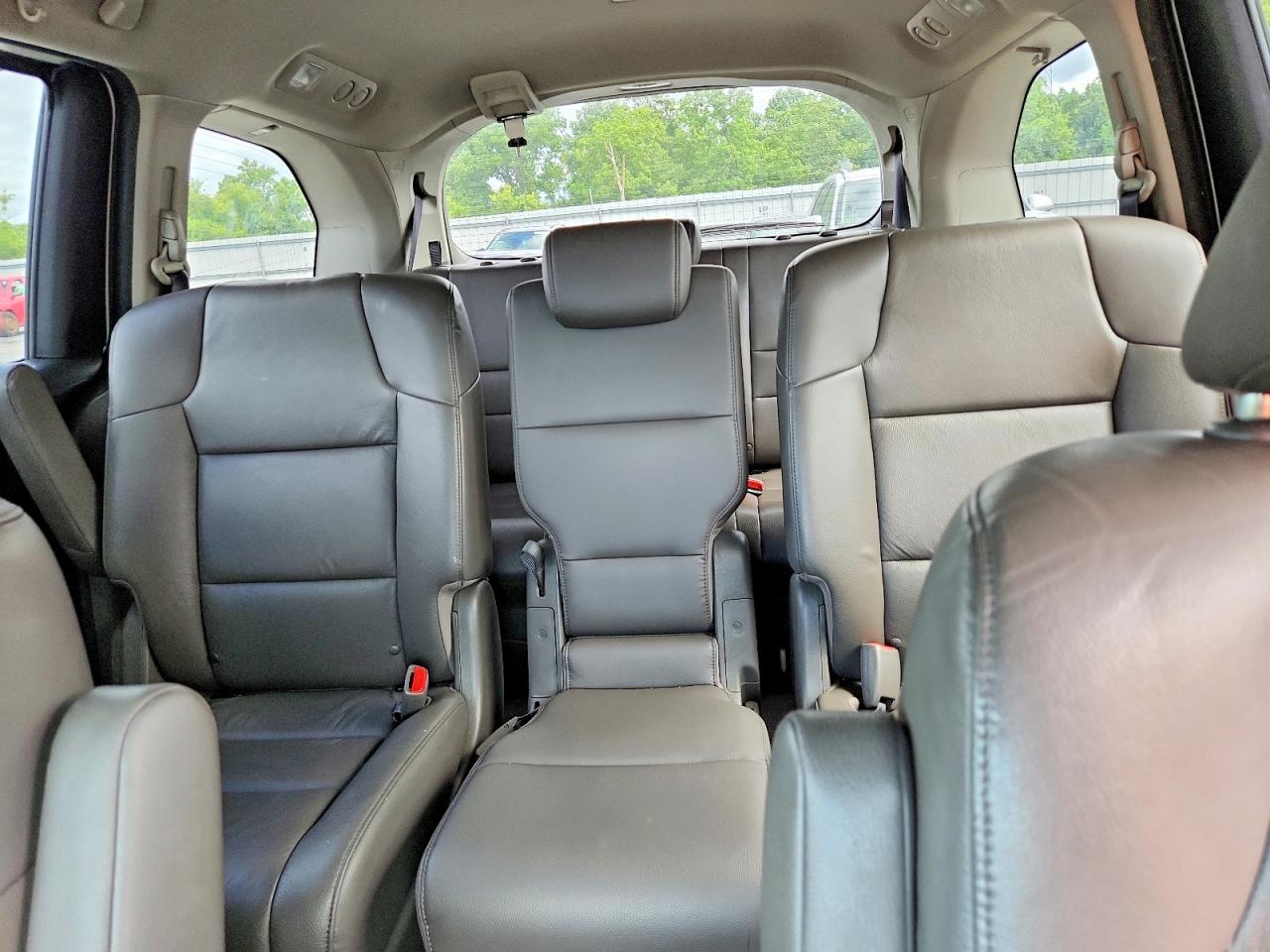 2014 Honda Odyssey Exl White vin: 5FNRL5H64EB085065