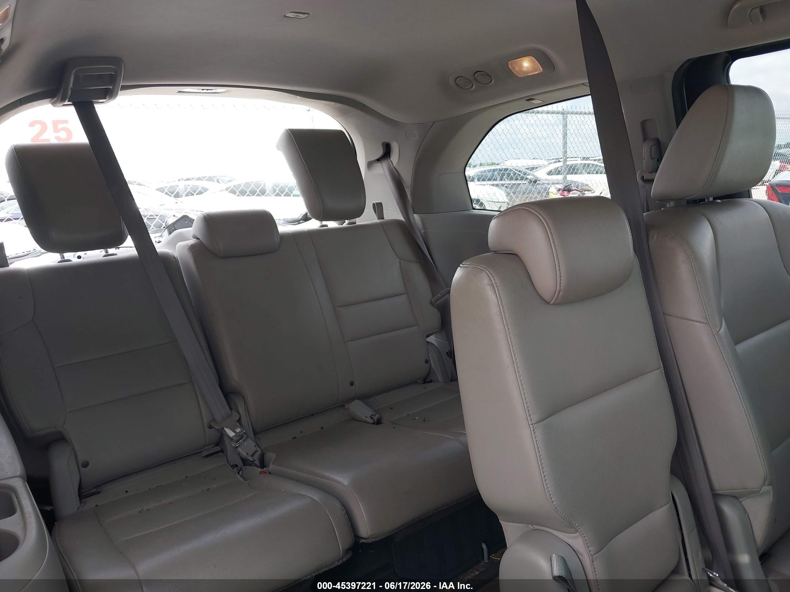 2014 Honda Odyssey Ex-l Light Blue vin: 5FNRL5H64EB091884