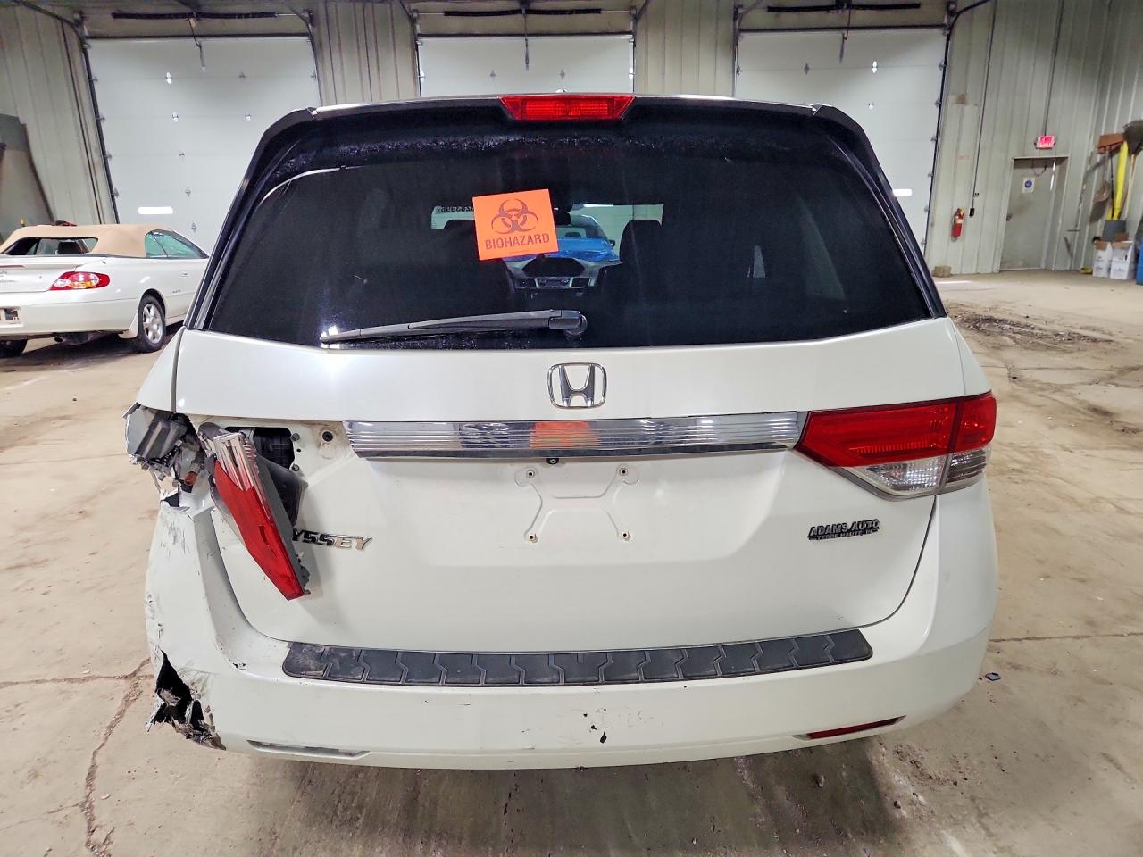 2014 Honda Odyssey Exl White vin: 5FNRL5H64EB114340