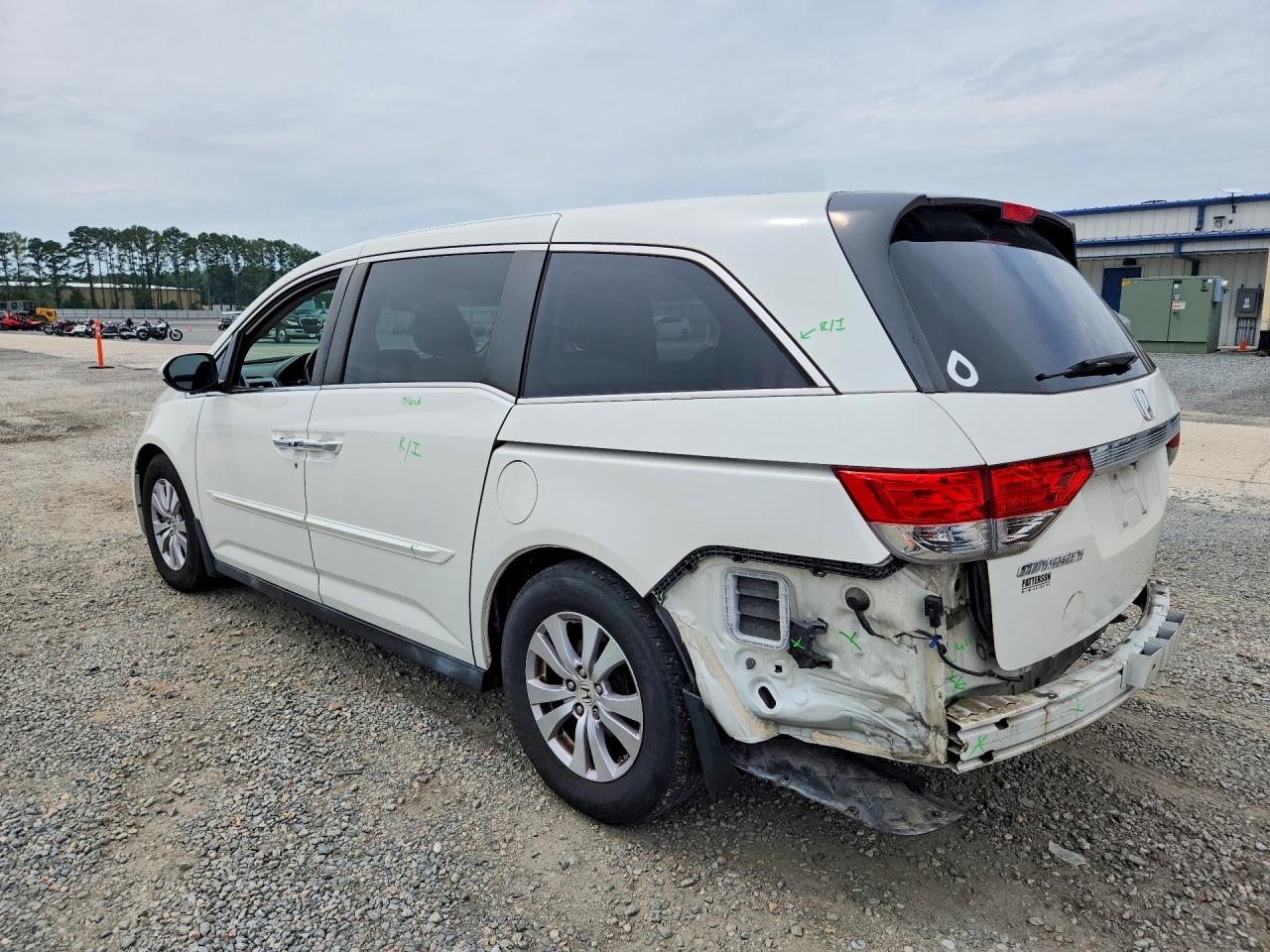 2014 Honda Odyssey Exl White vin: 5FNRL5H64EB117139