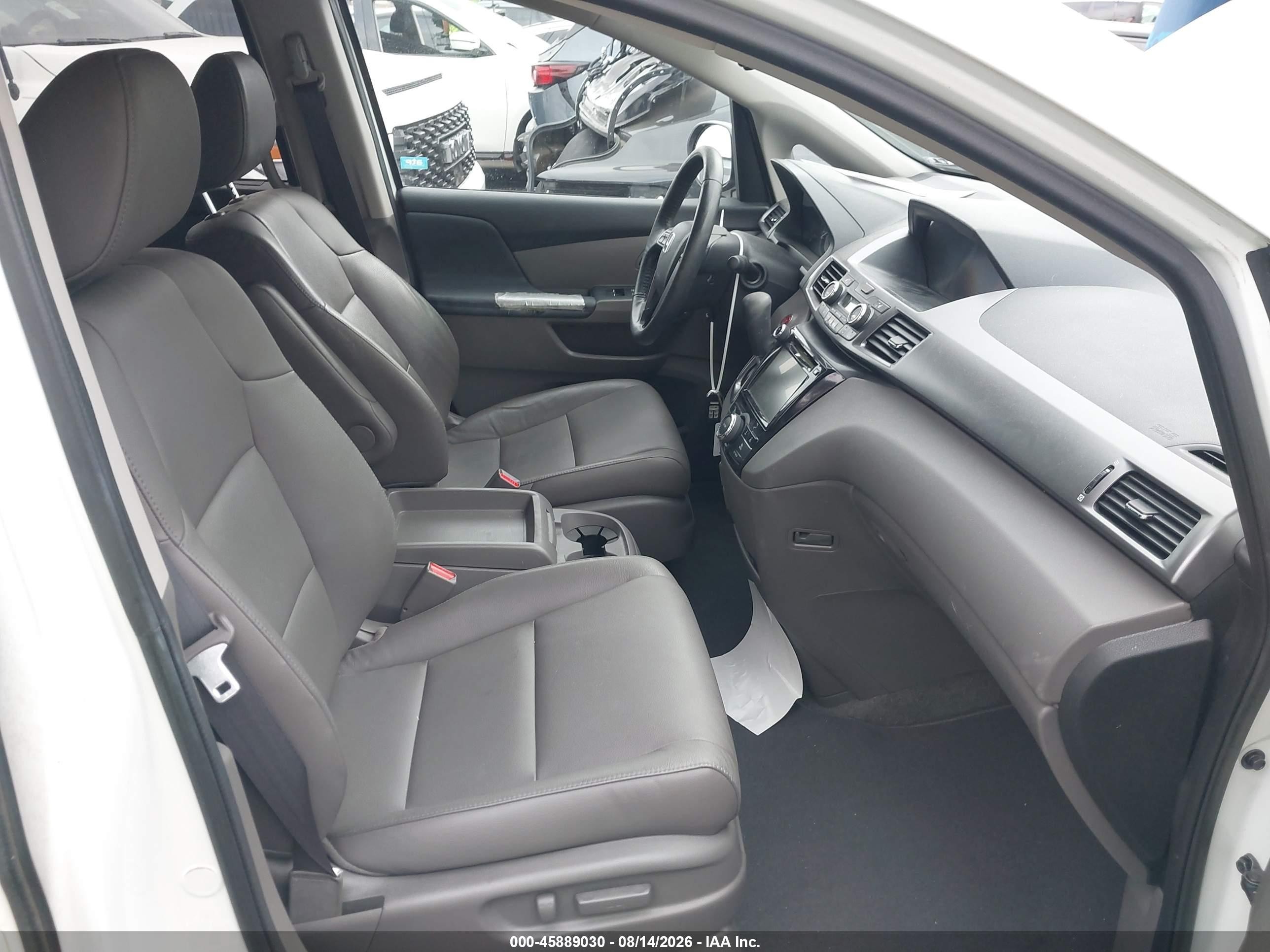 2014 Honda Odyssey Ex-l White vin: 5FNRL5H64EB122079