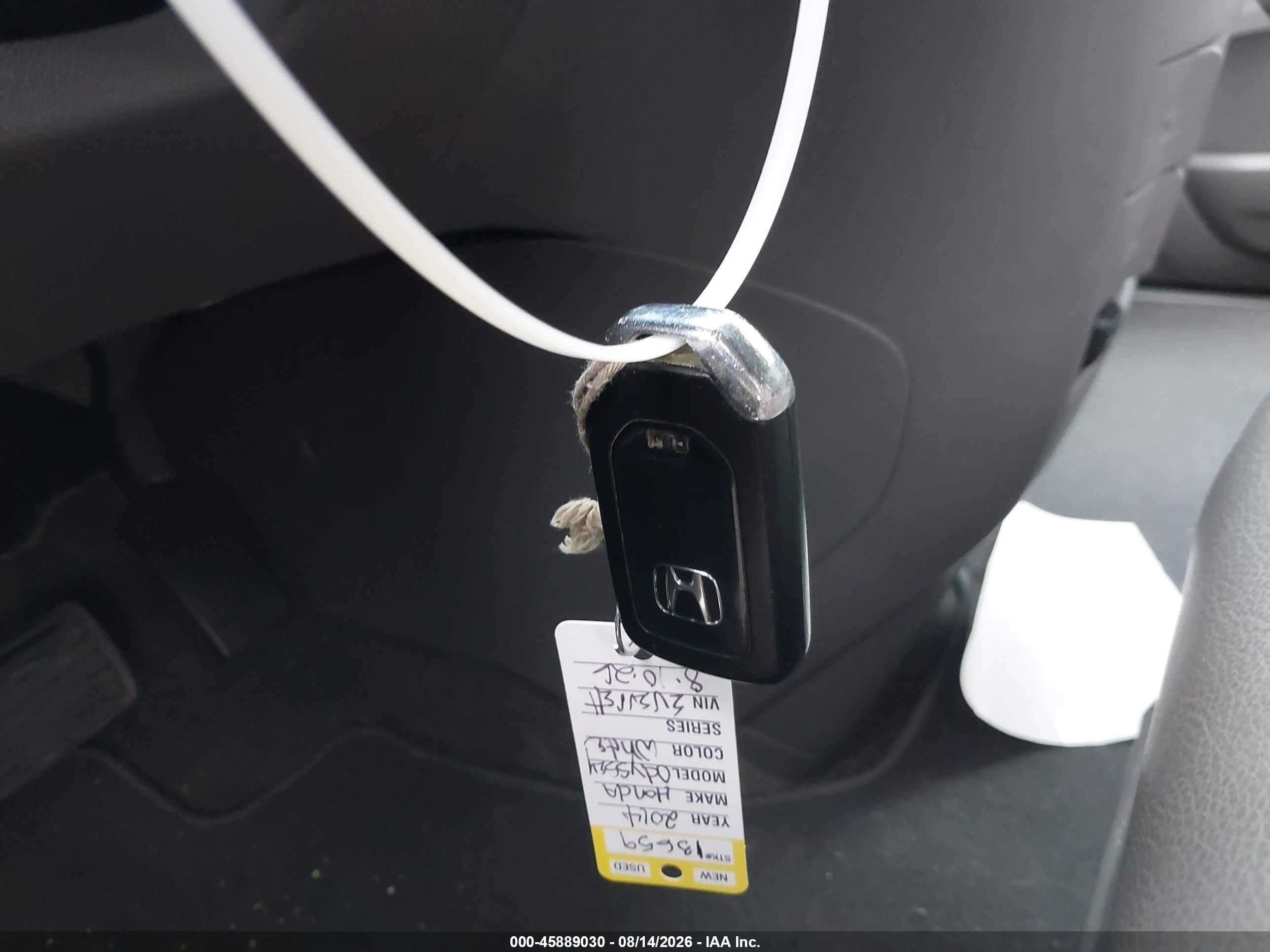 2014 Honda Odyssey Ex-l White vin: 5FNRL5H64EB122079