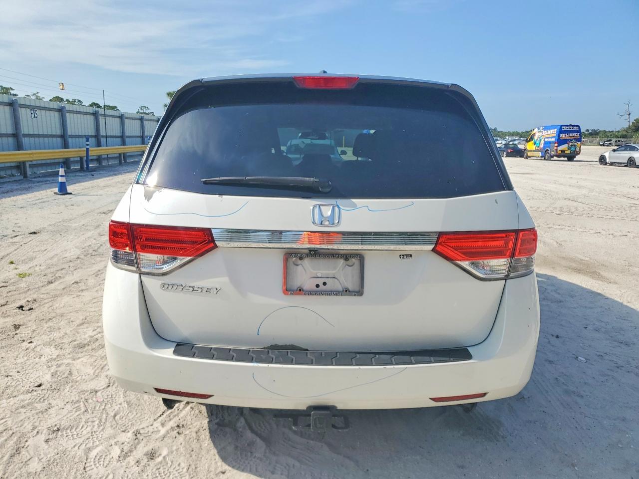 2015 Honda Odyssey Exl Белый vin: 5FNRL5H64FB012506