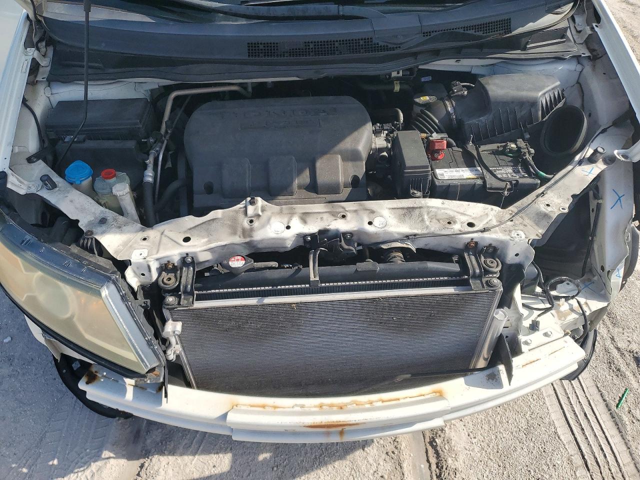 2015 Honda Odyssey Exl Белый vin: 5FNRL5H64FB012506