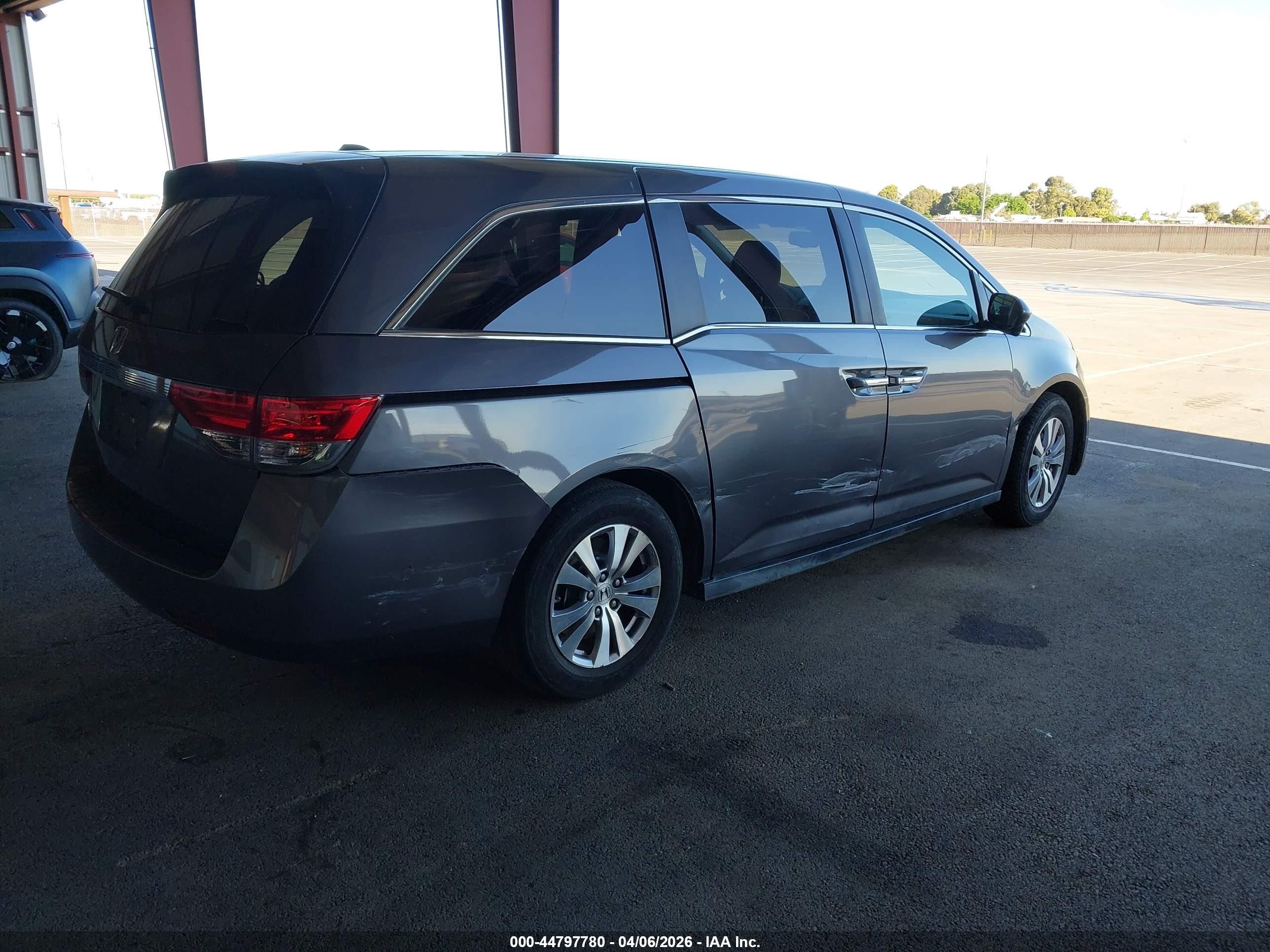 2015 Honda Odyssey Ex-l Gray vin: 5FNRL5H64FB027412