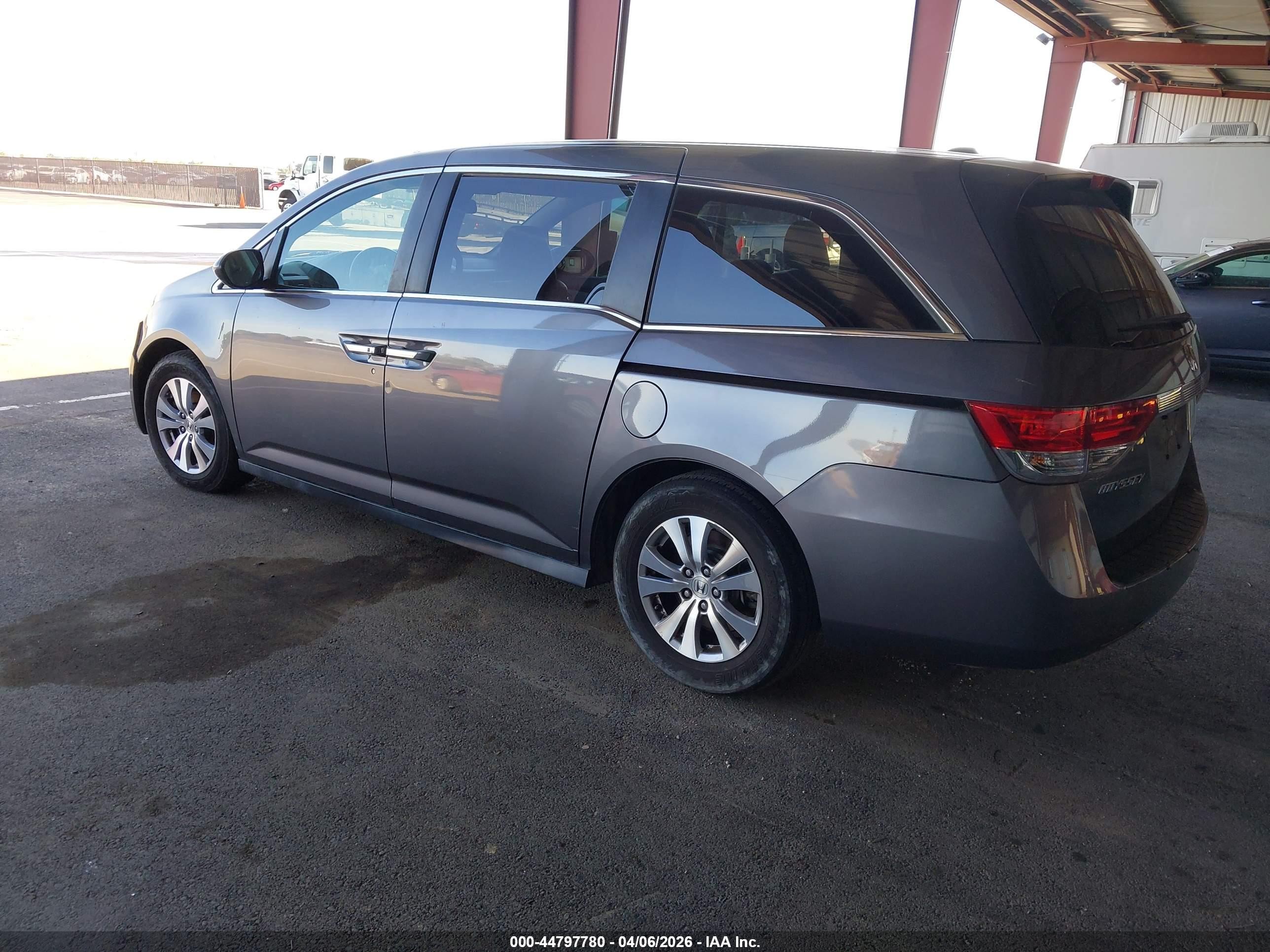 2015 Honda Odyssey Ex-l Gray vin: 5FNRL5H64FB027412