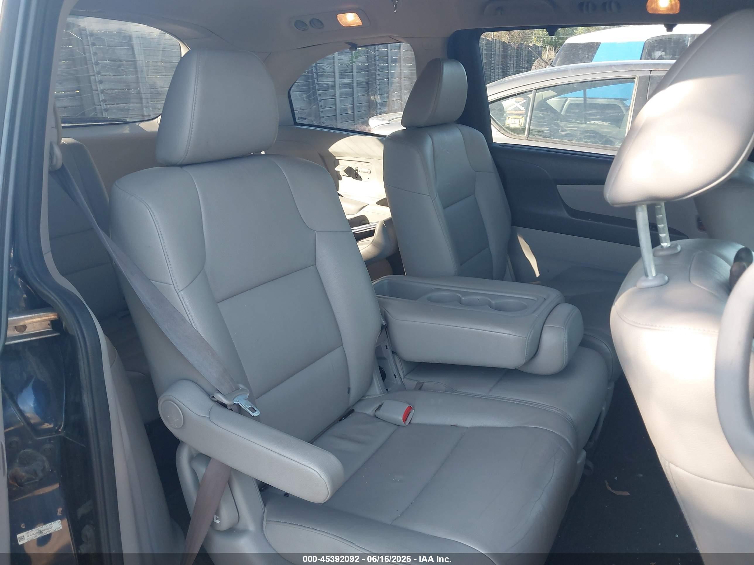 2015 Honda Odyssey Ex-l Dark Blue vin: 5FNRL5H64FB049233